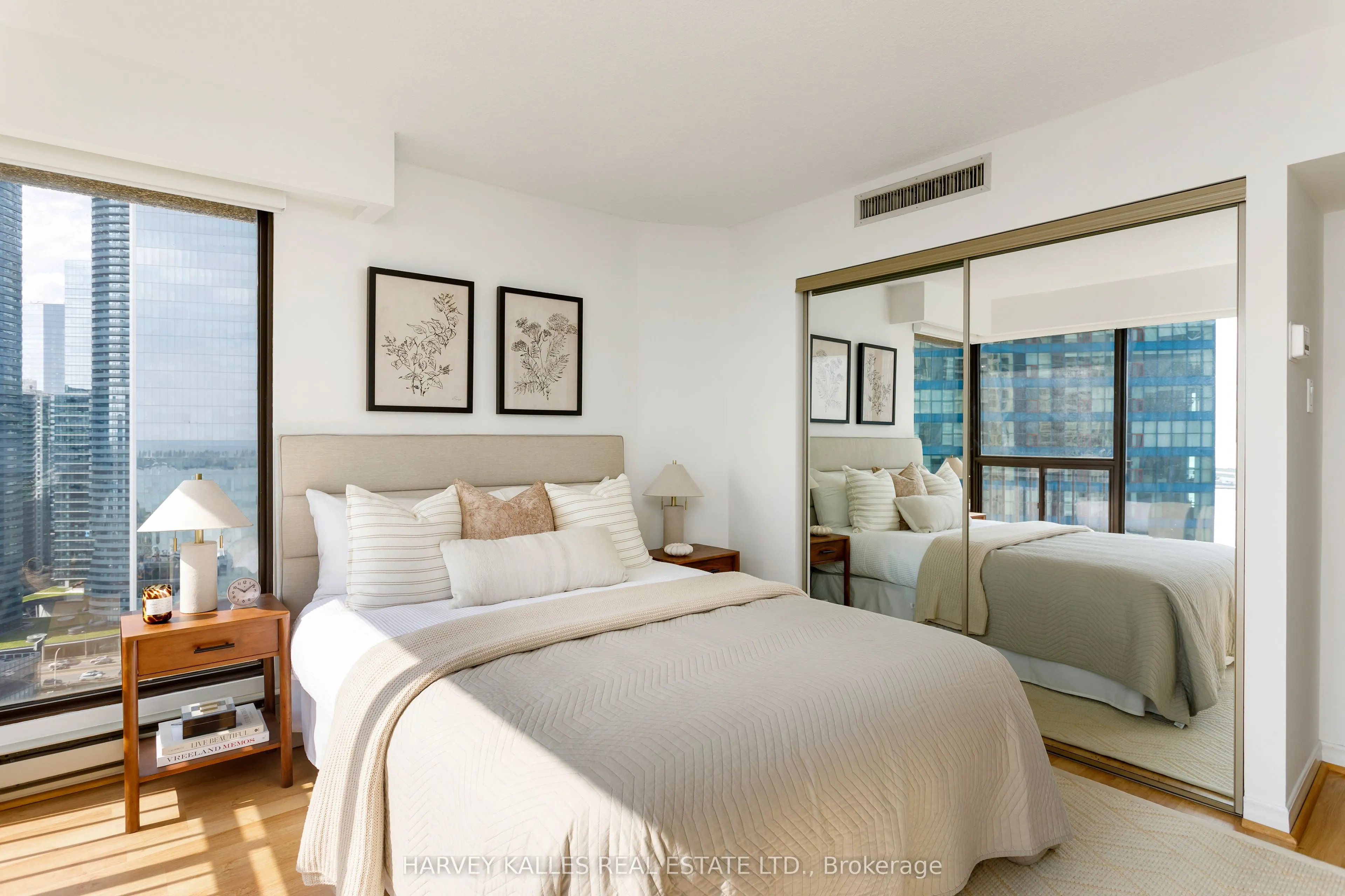 55 Harbour Square, #2914