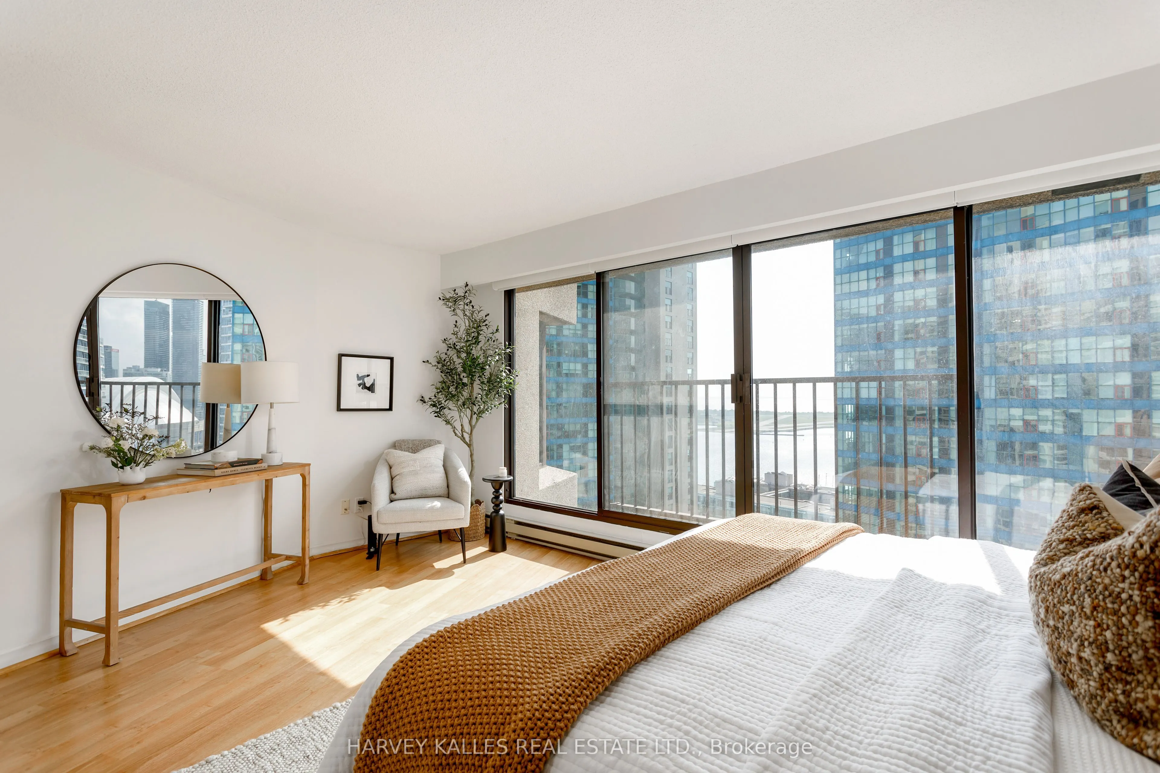 55 Harbour Square, #2914