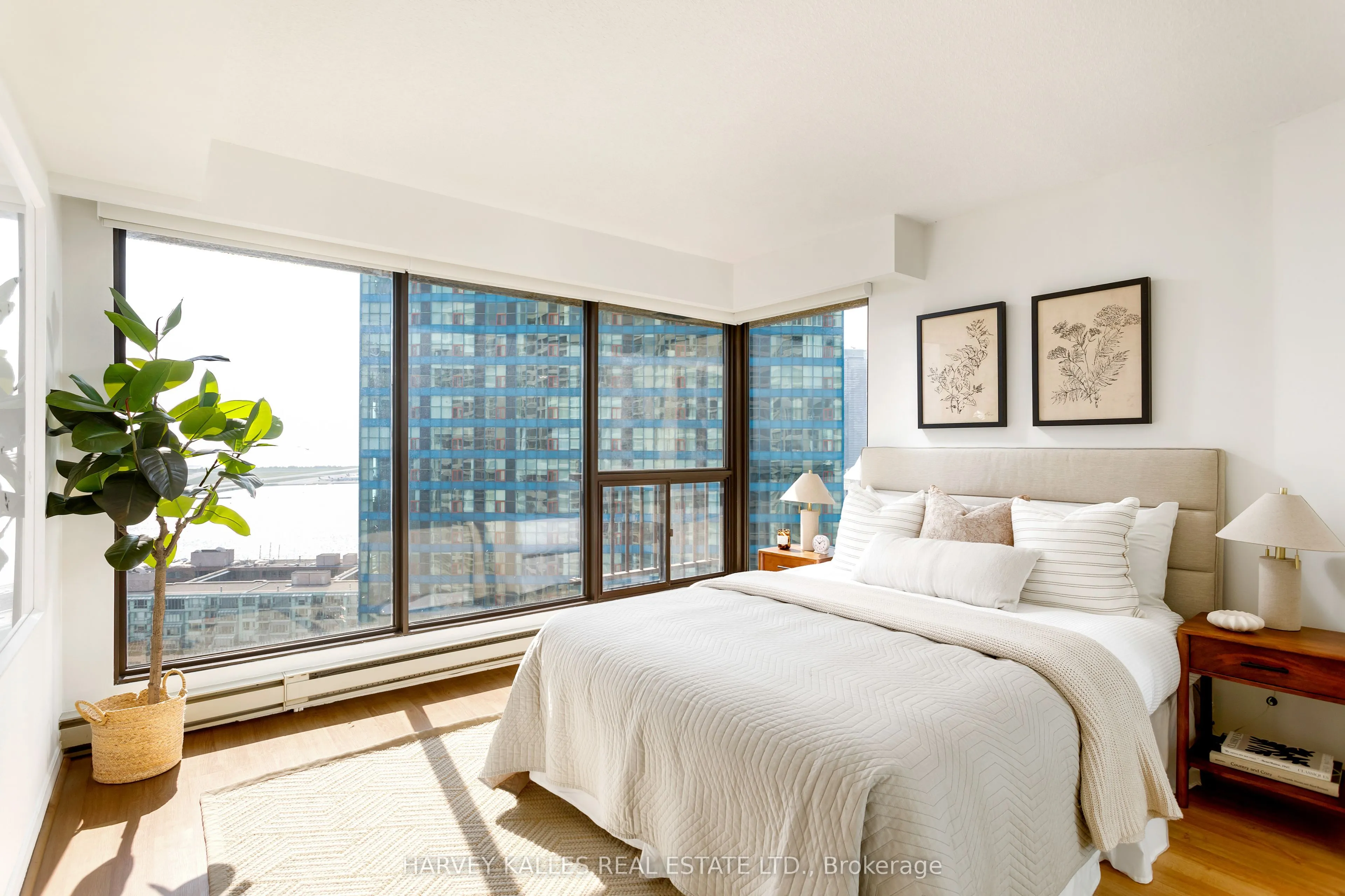 55 Harbour Square, #2914