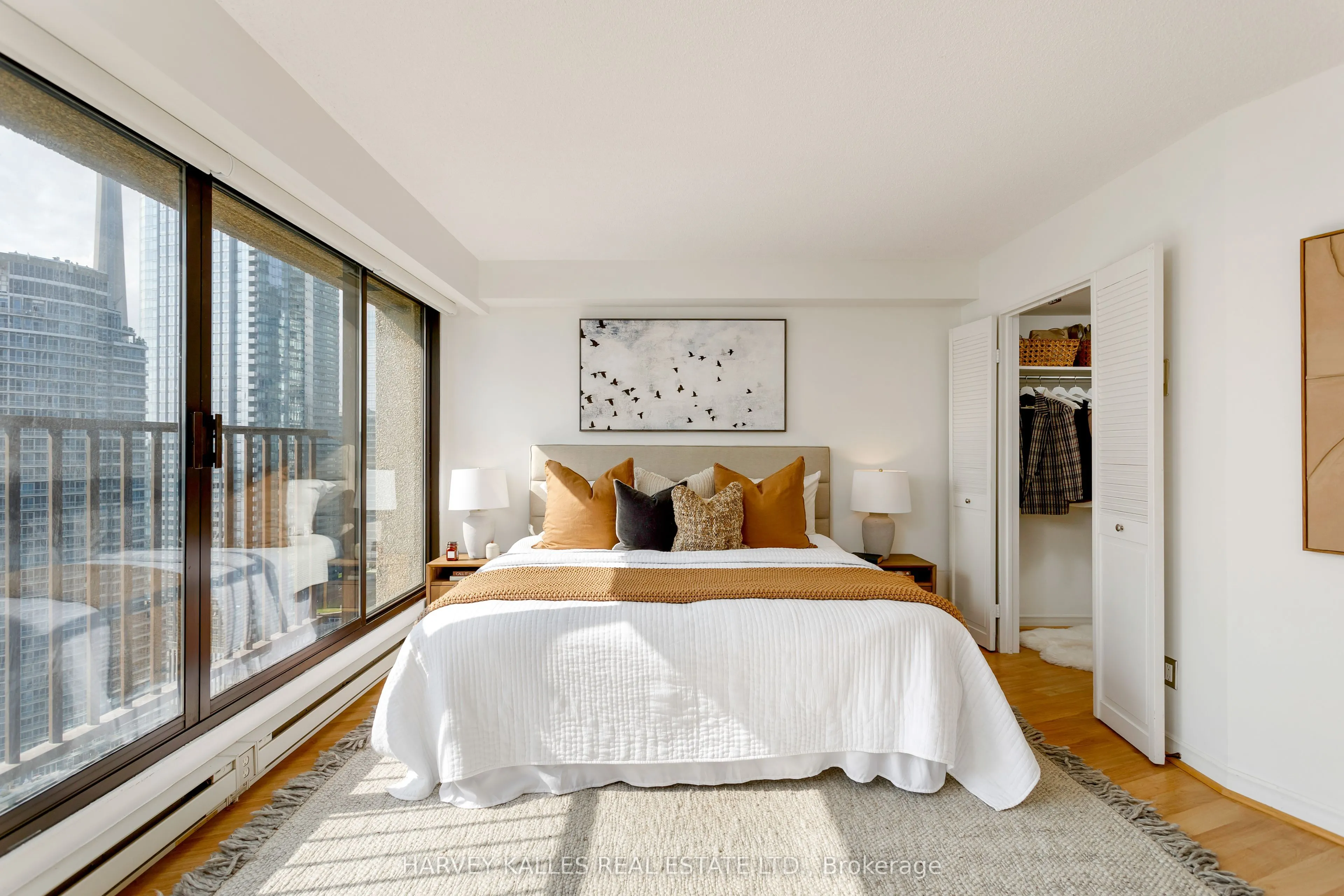 55 Harbour Square, #2914