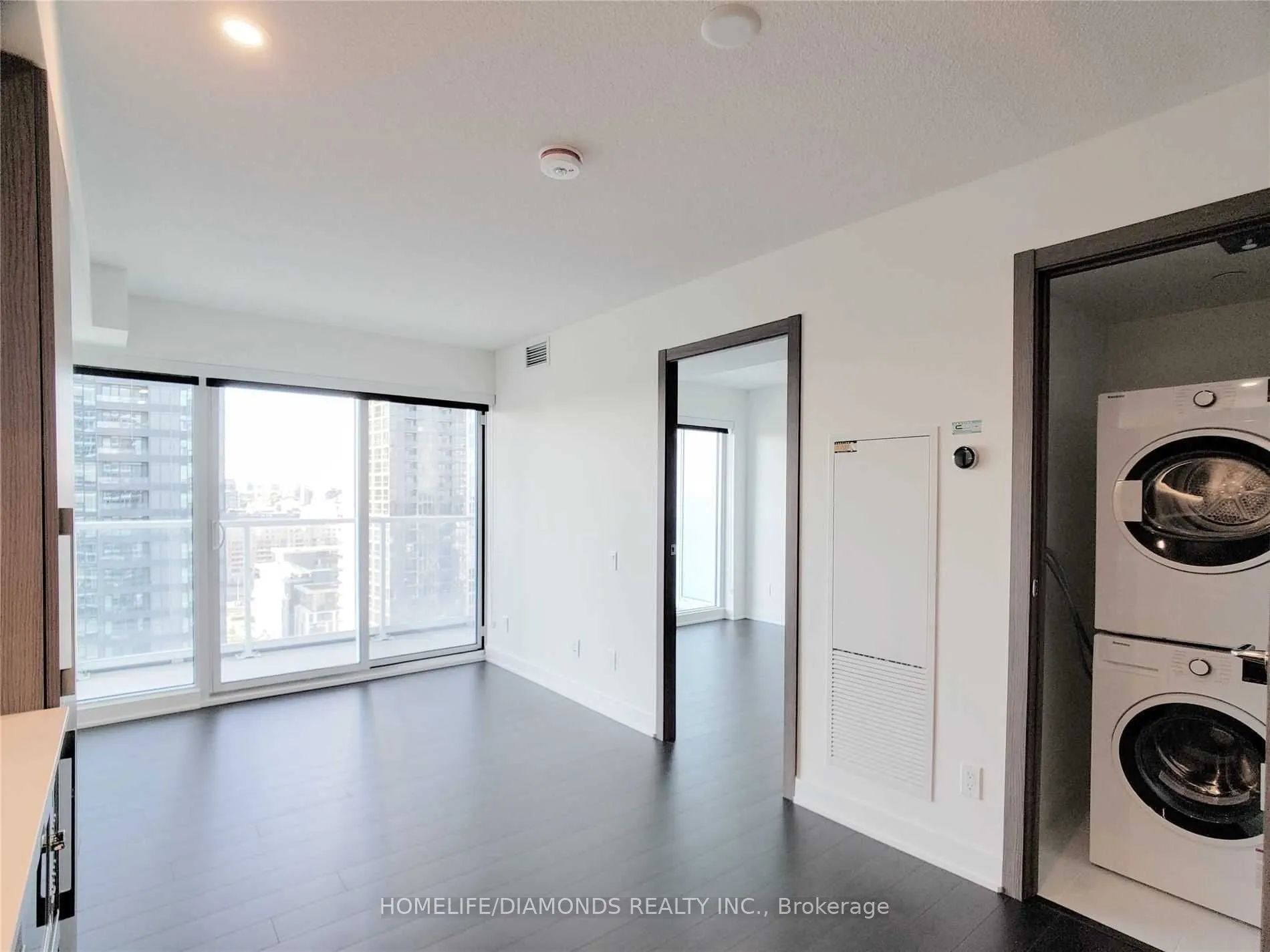 17 Bathurst Street, #3509