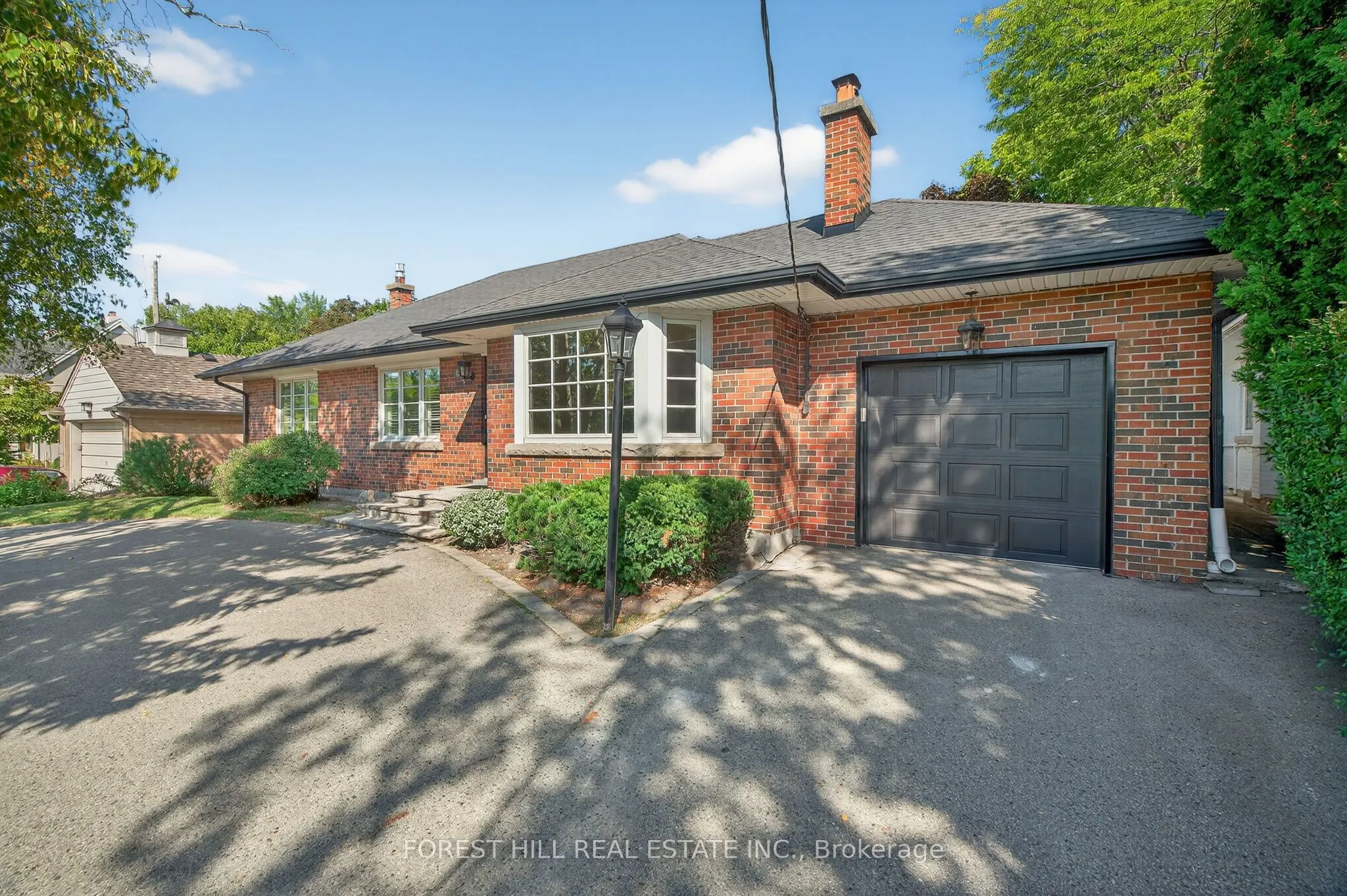 530 Blythwood Road