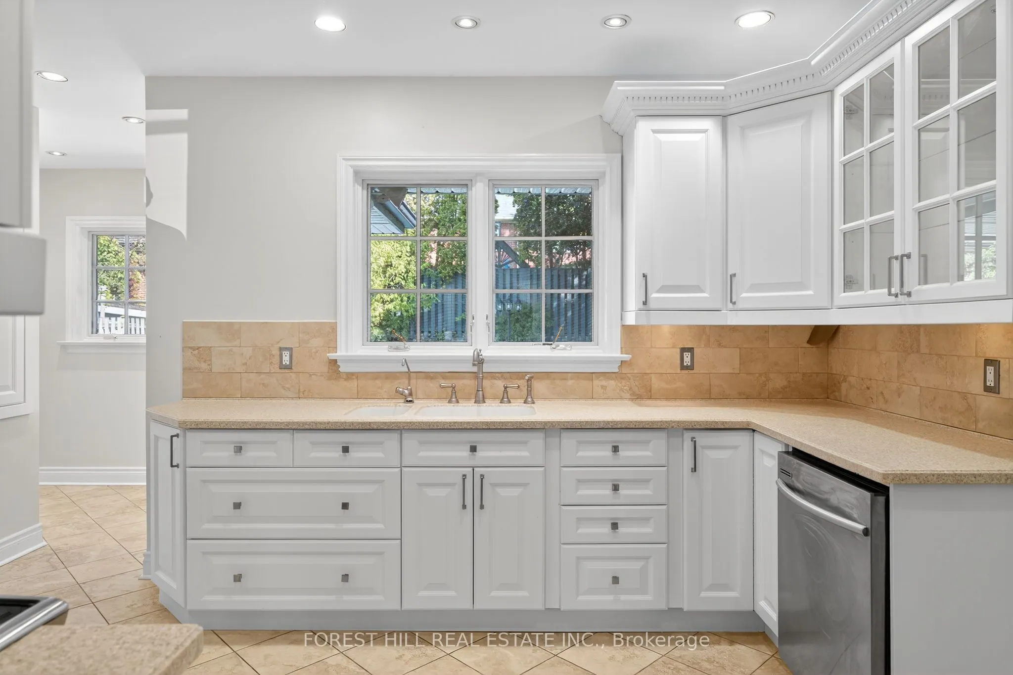 530 Blythwood Road