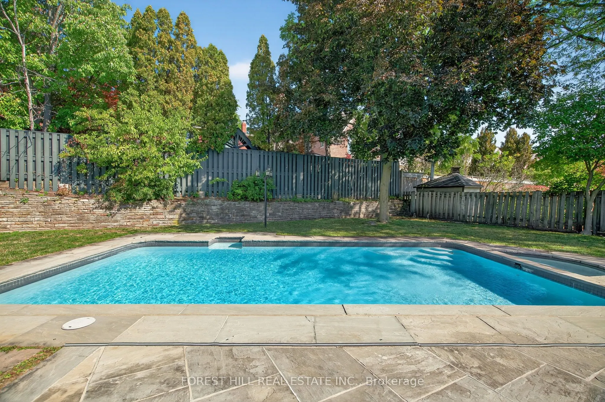 530 Blythwood Road
