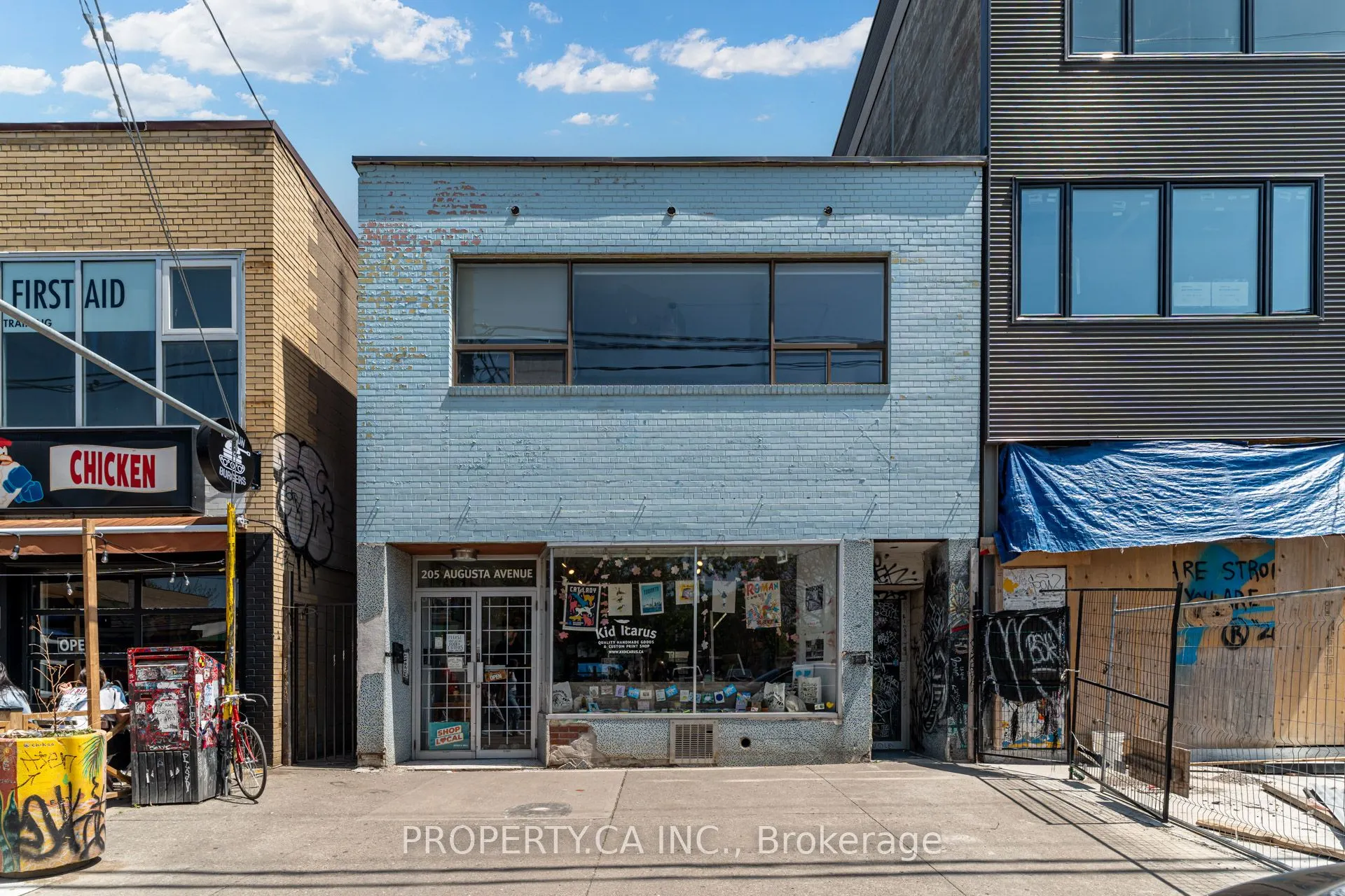 205 Augusta Avenue, #Upper