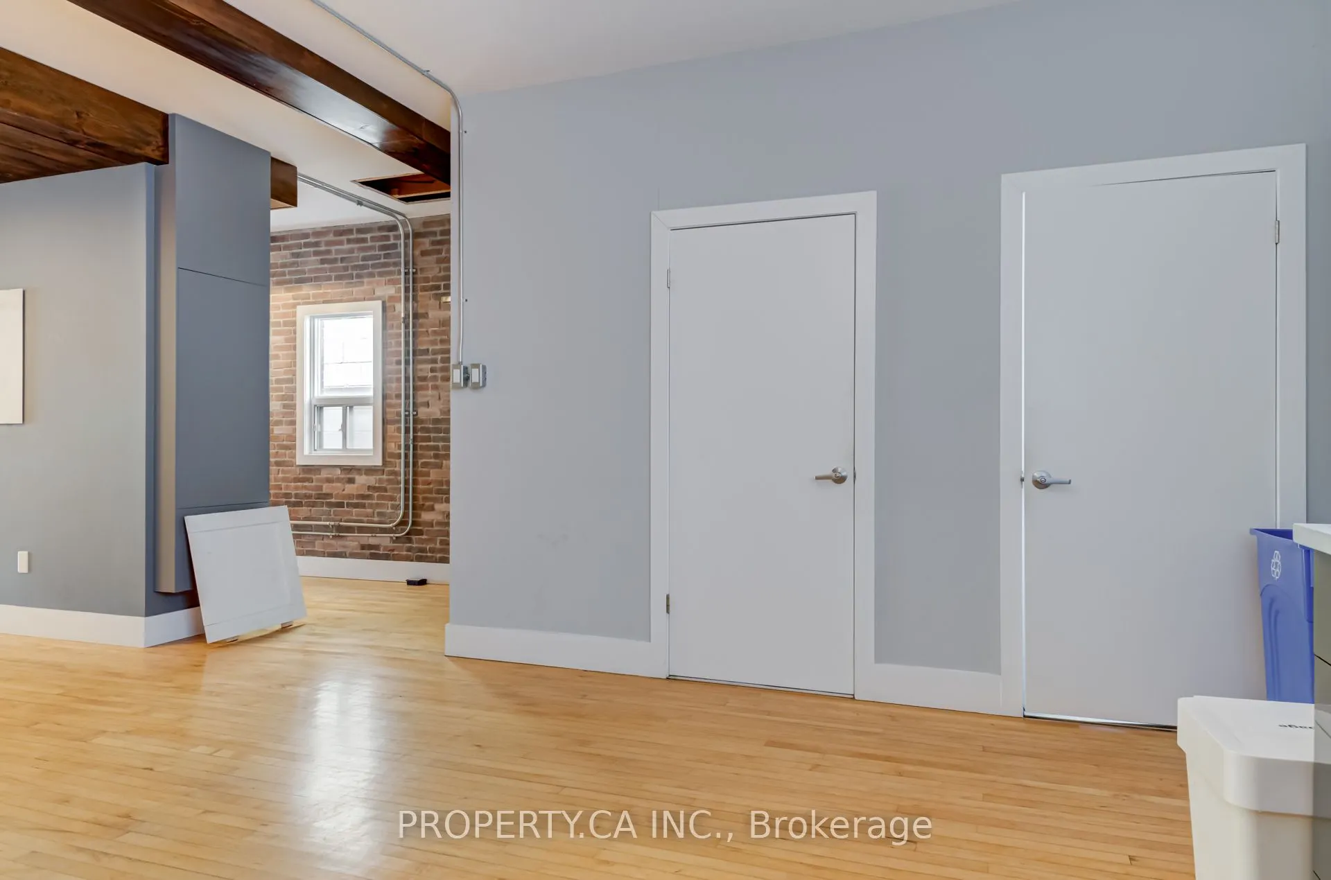 205 Augusta Avenue, #Upper