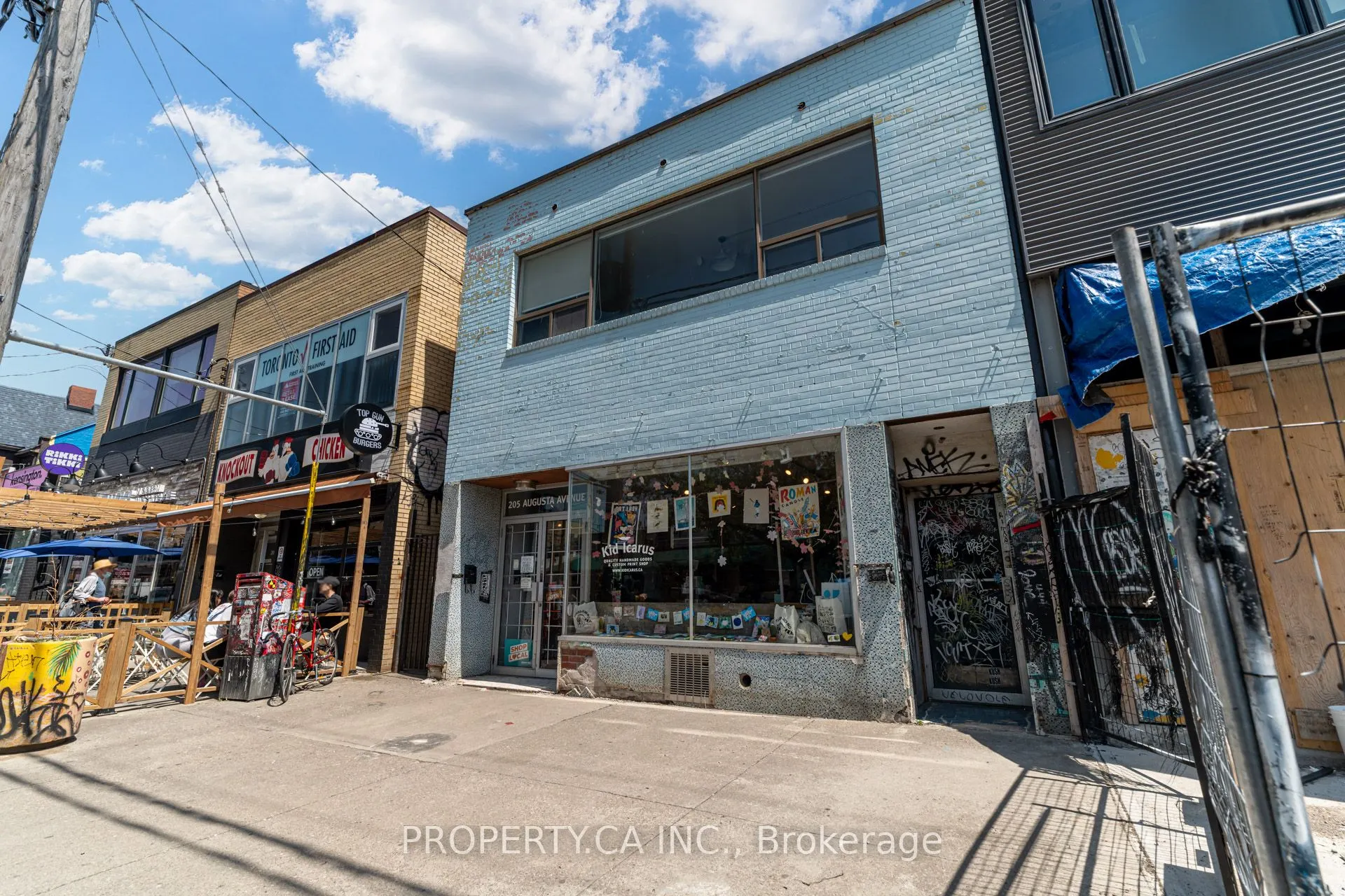 205 Augusta Avenue, #Upper