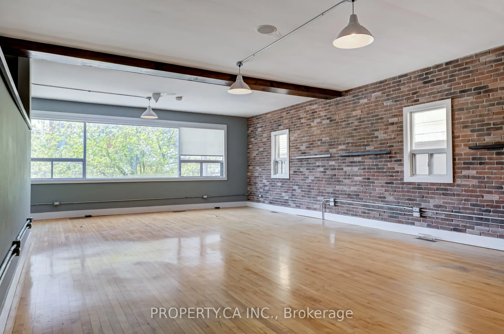 205 Augusta Avenue, #Upper