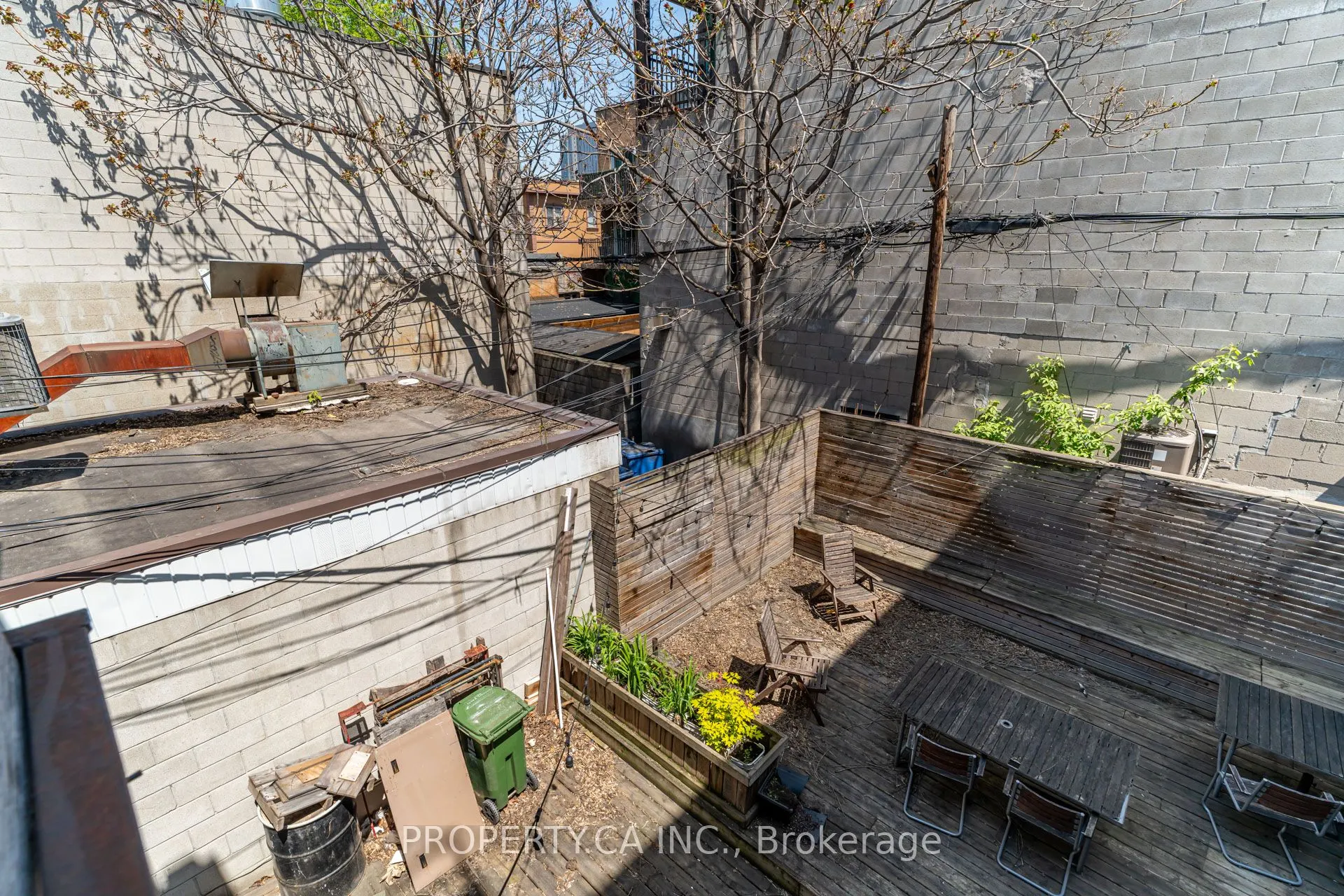 205 Augusta Avenue, #Upper