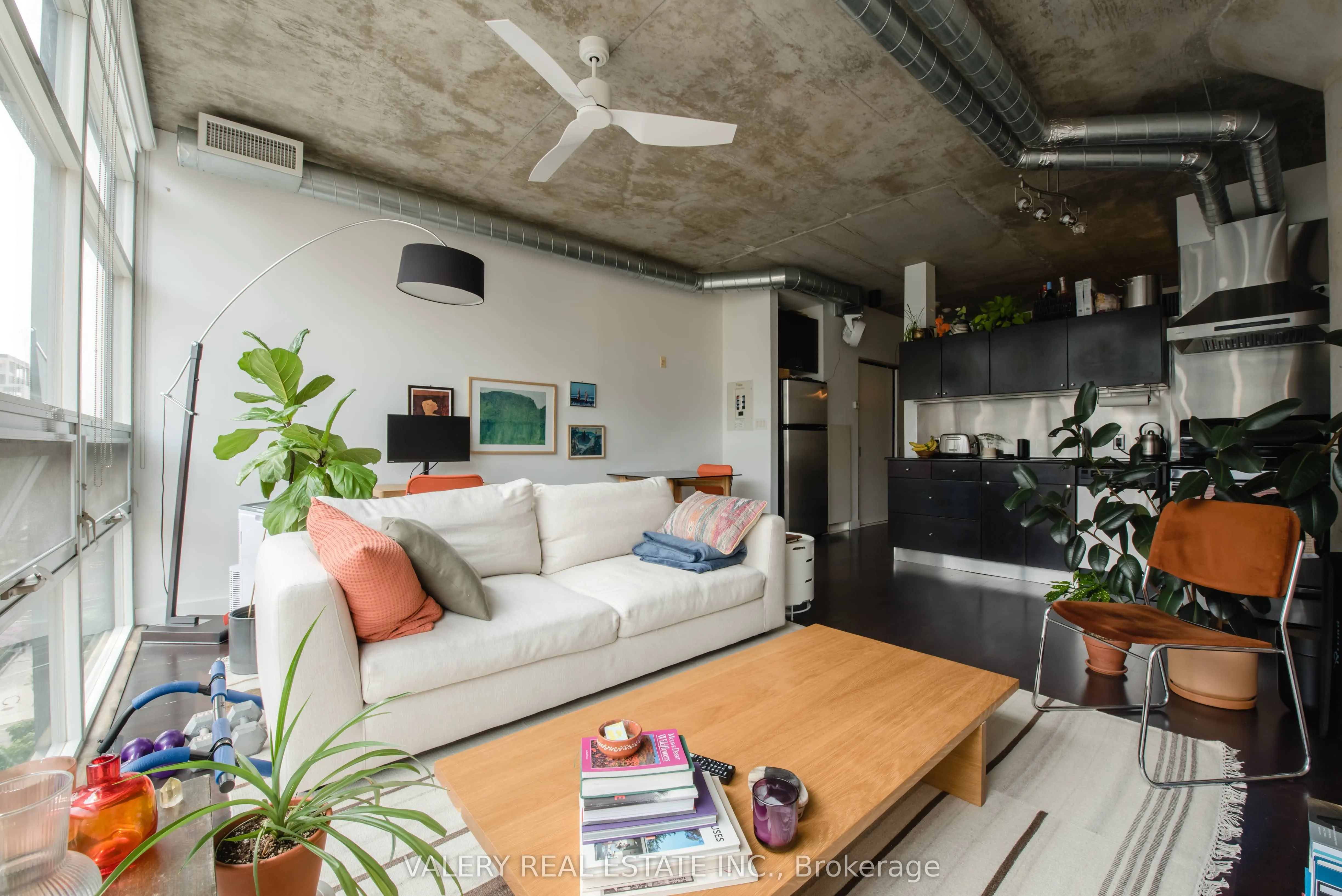 42 Camden Street, #705