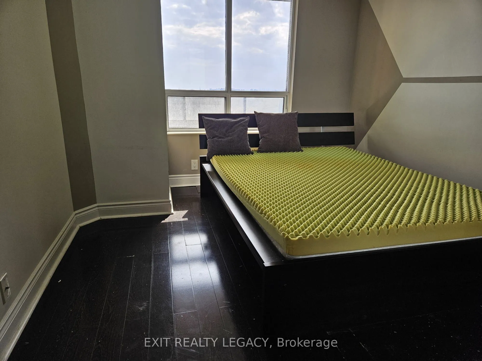80 Harrison Garden Boulevard S, #2124