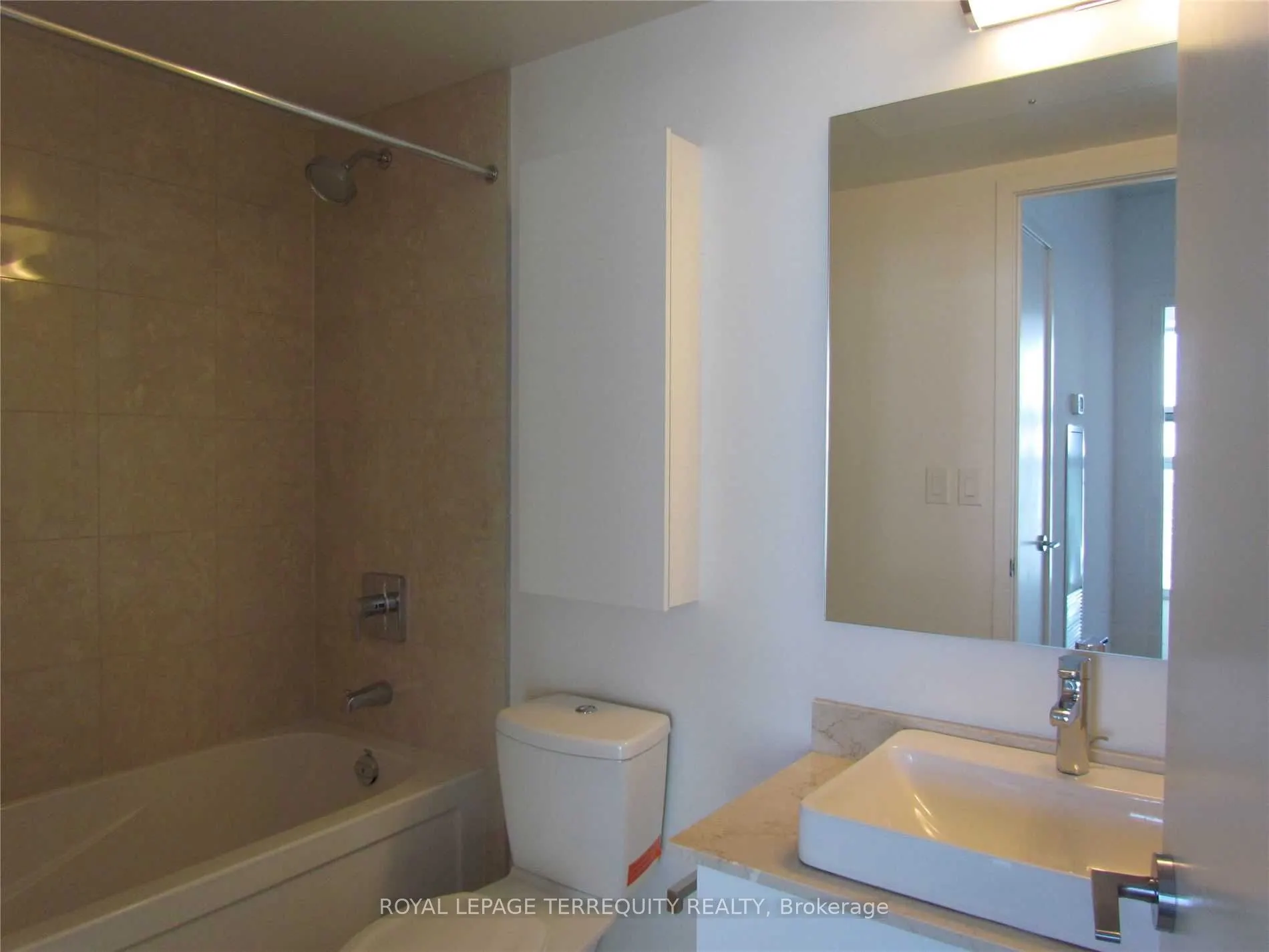 12 York Street, #5310