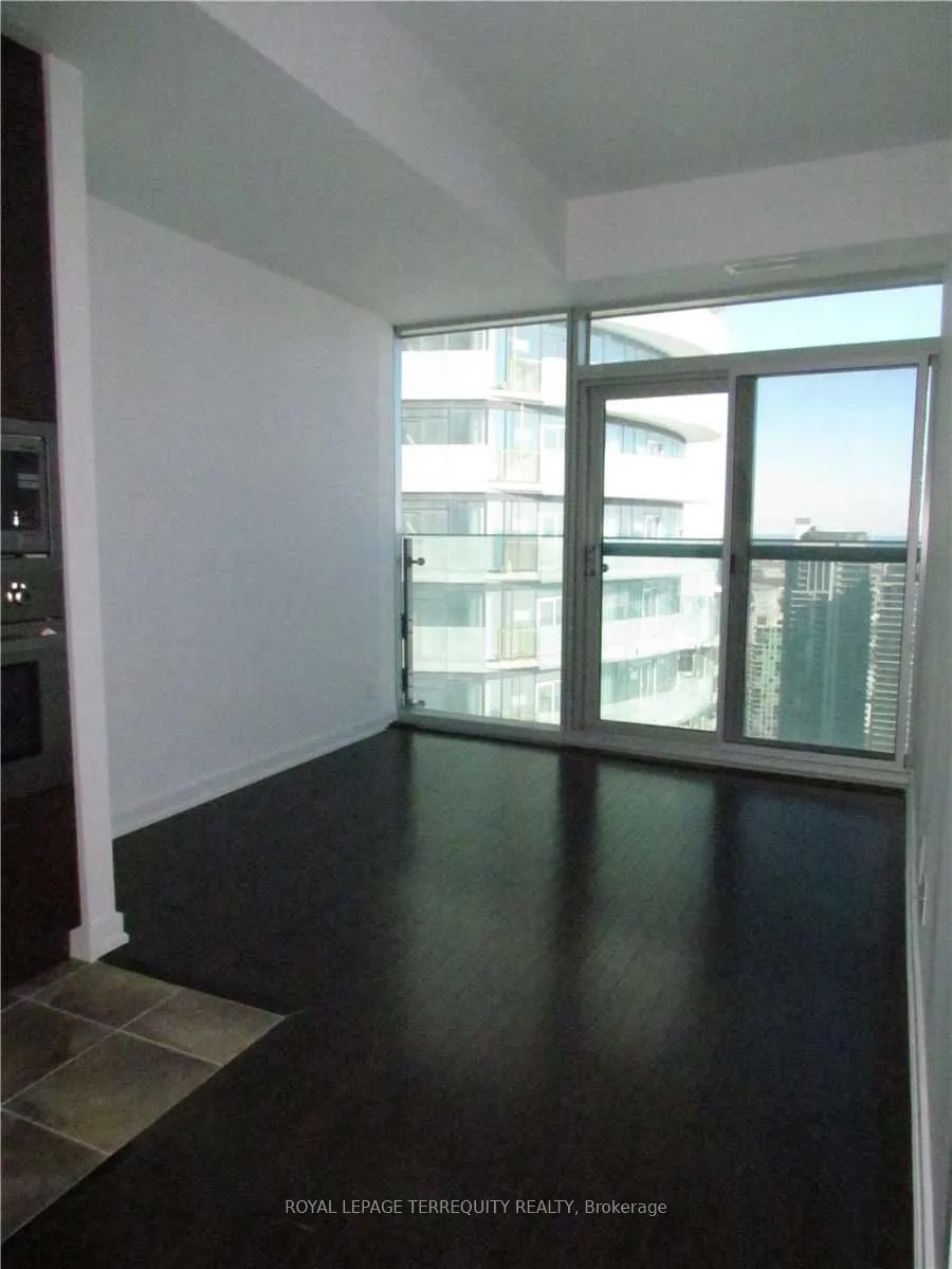 12 York Street, #5310