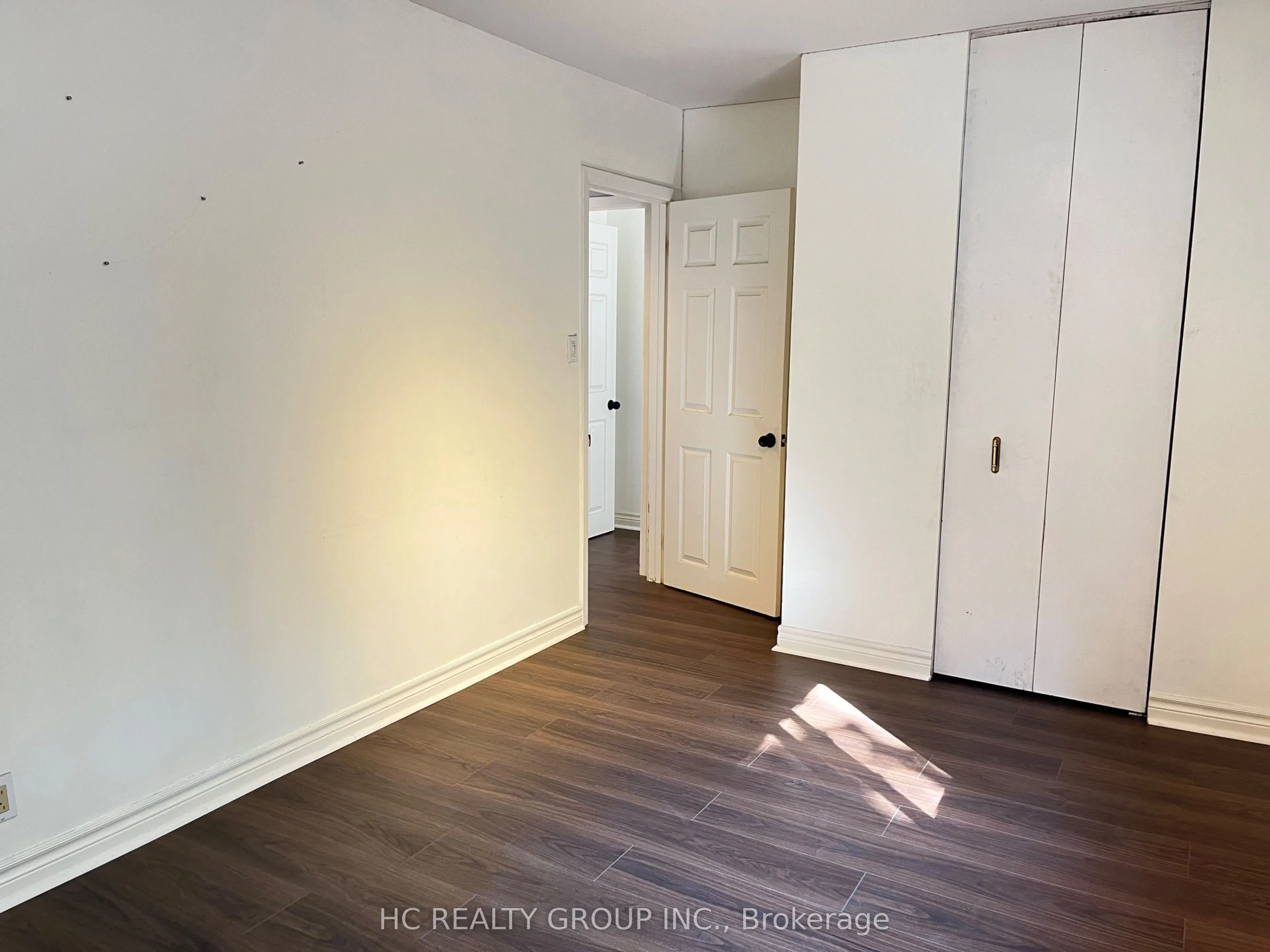 39 Dallington Drive