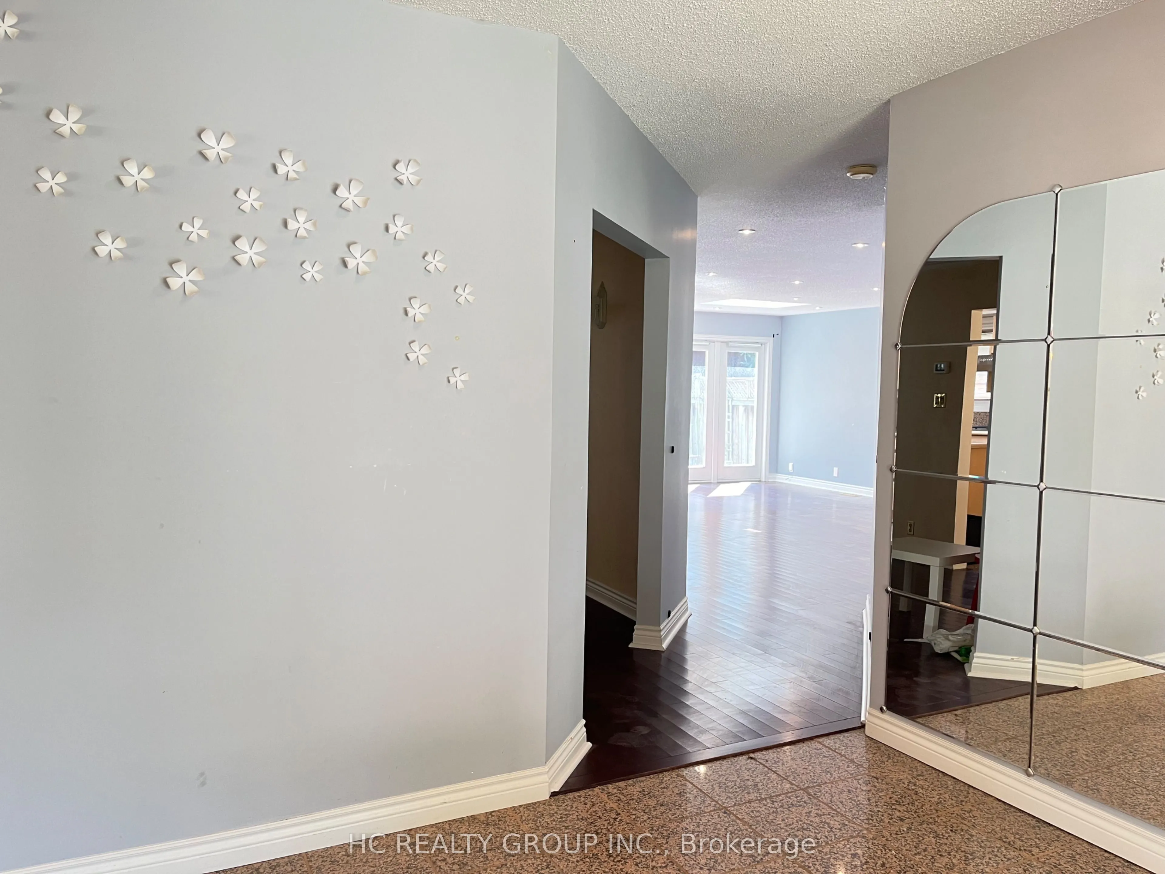 39 Dallington Drive