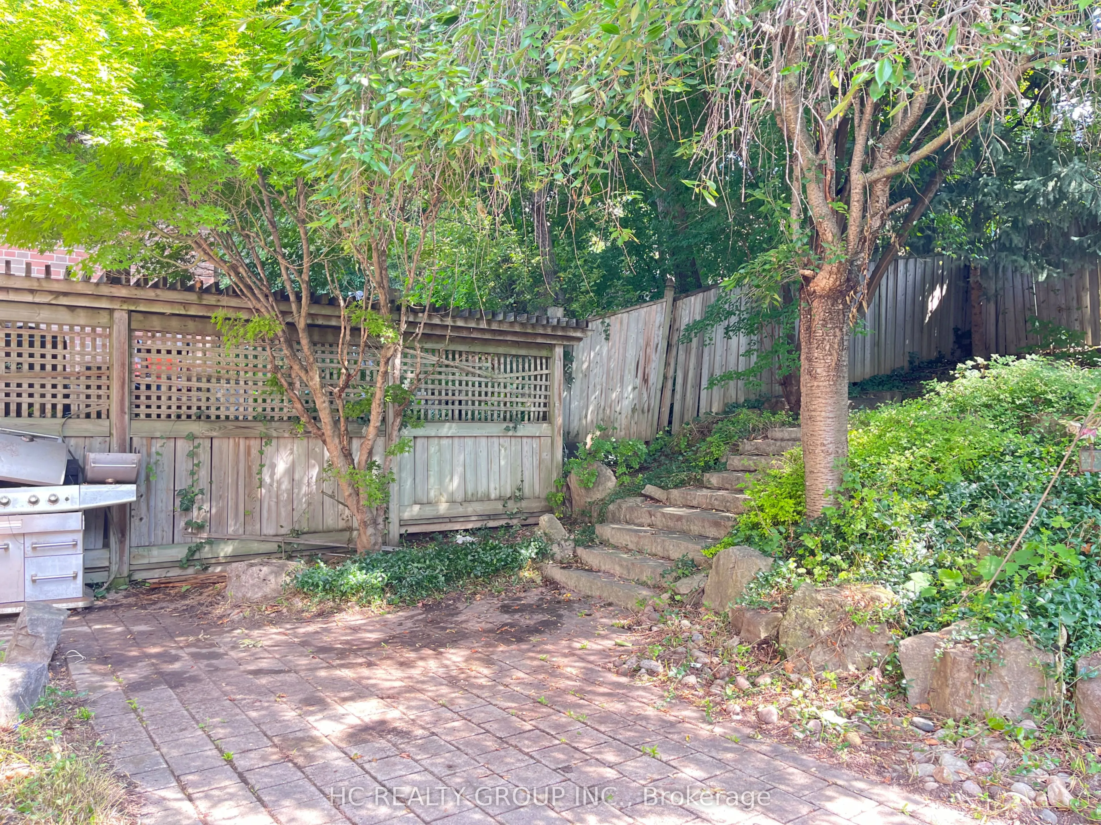 39 Dallington Drive