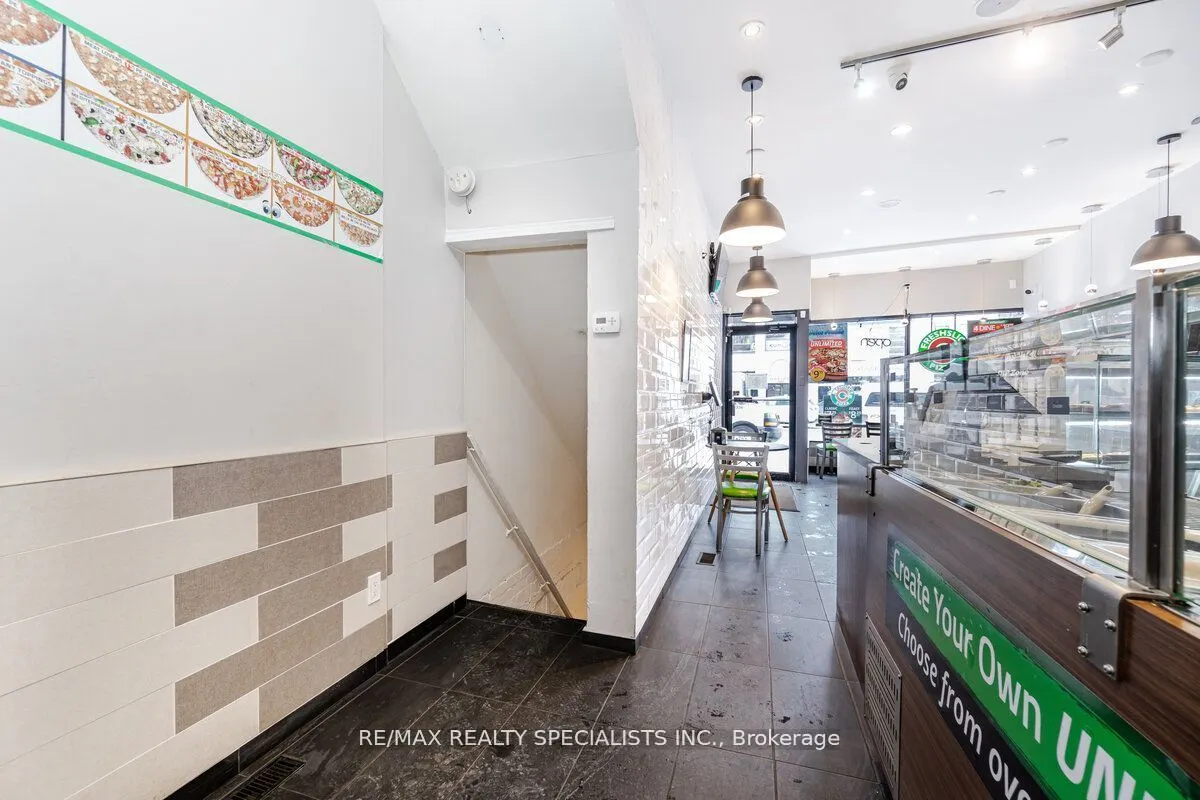 2025 Yonge Street