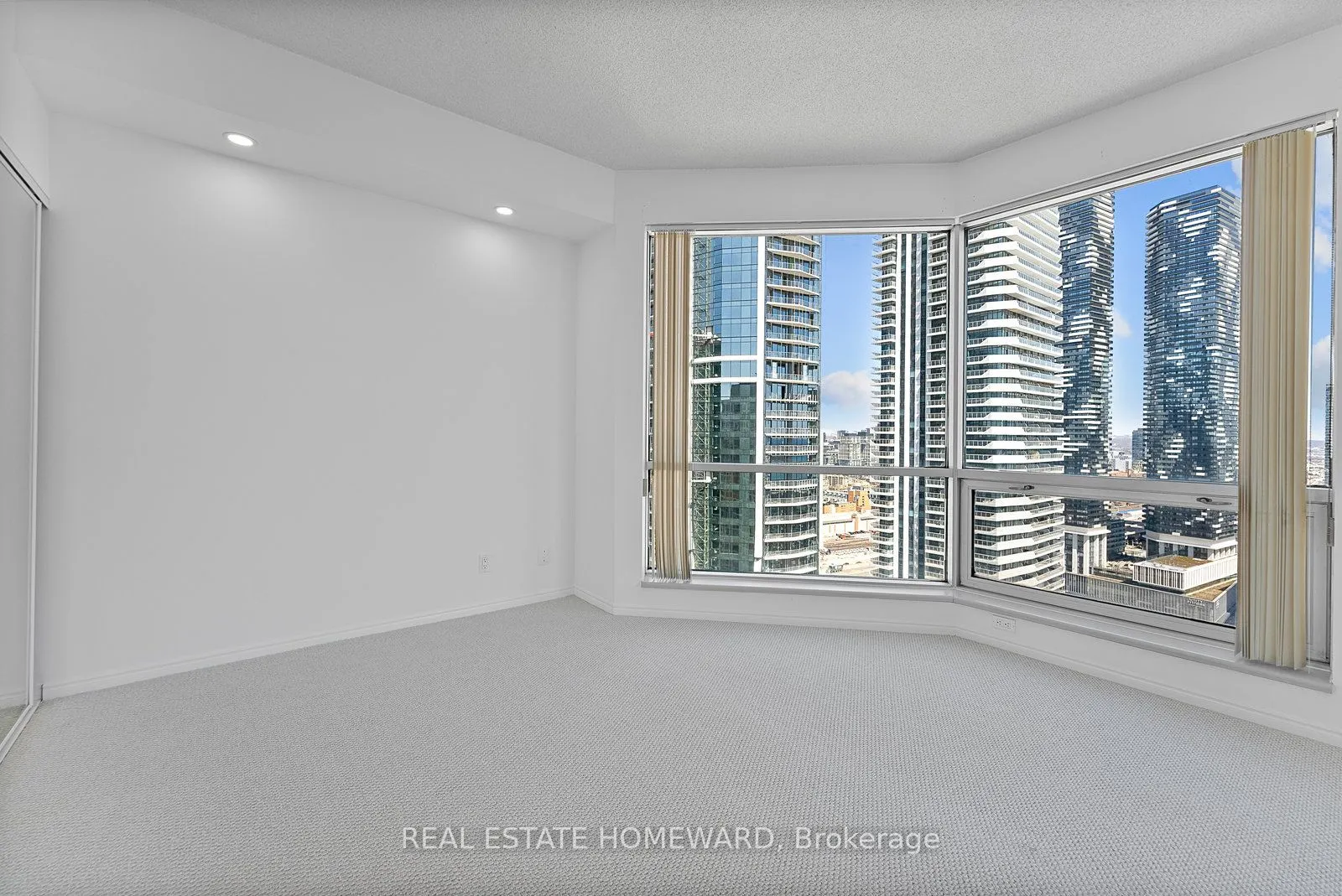 10 Yonge Street, #3408