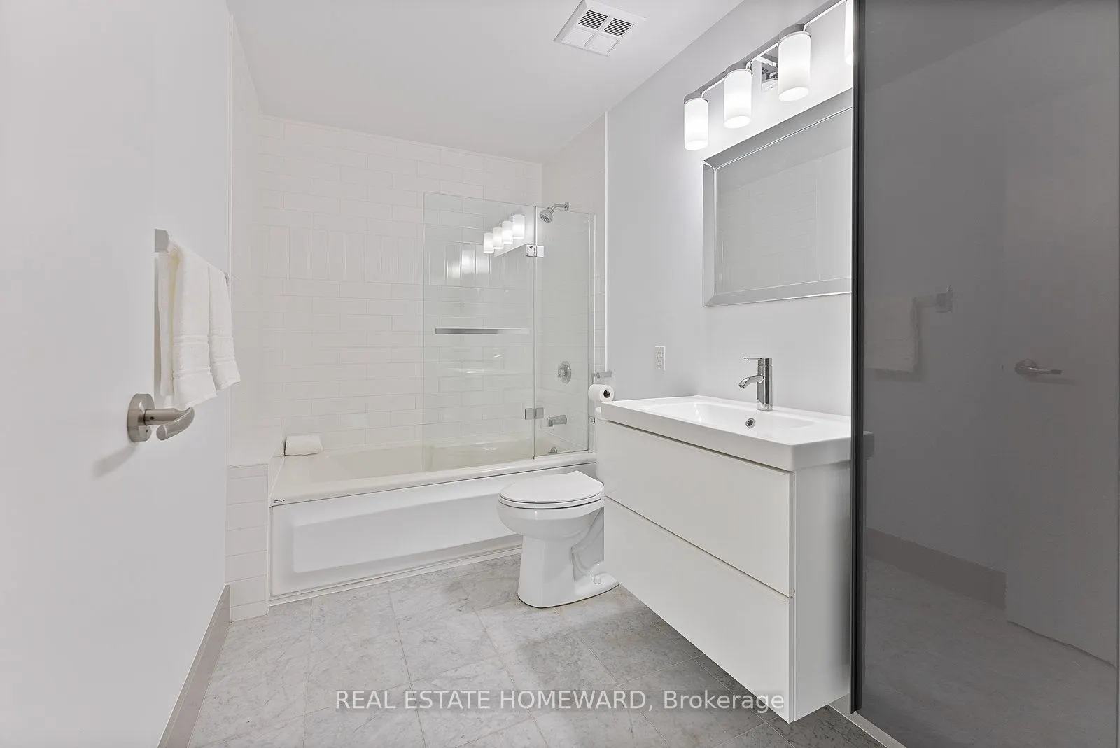 10 Yonge Street, #3408
