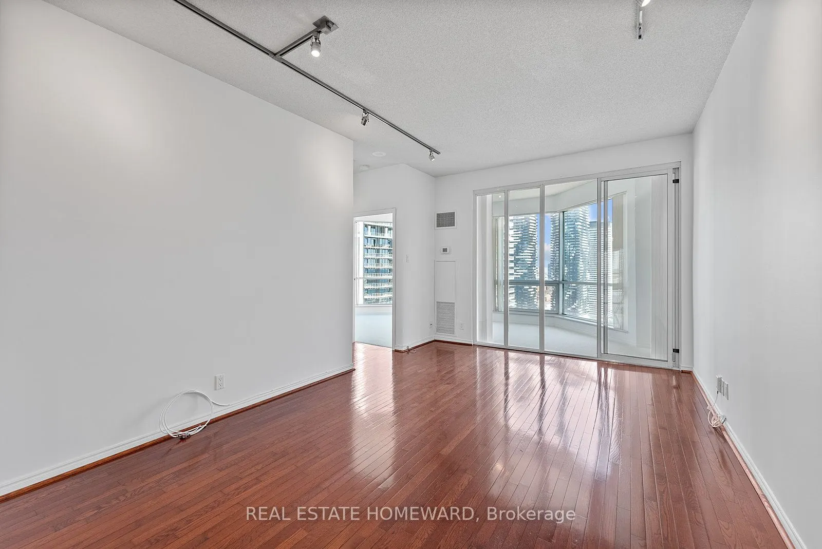 10 Yonge Street, #3408