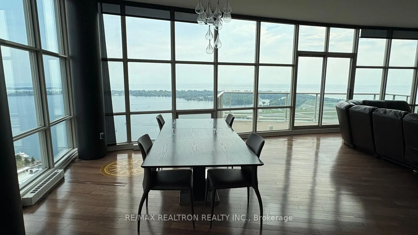 35 Mariner Terrace, #PH3