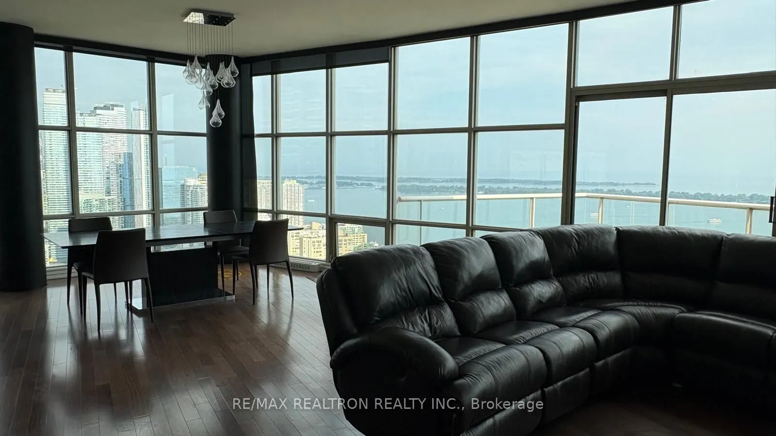 35 Mariner Terrace, #PH3