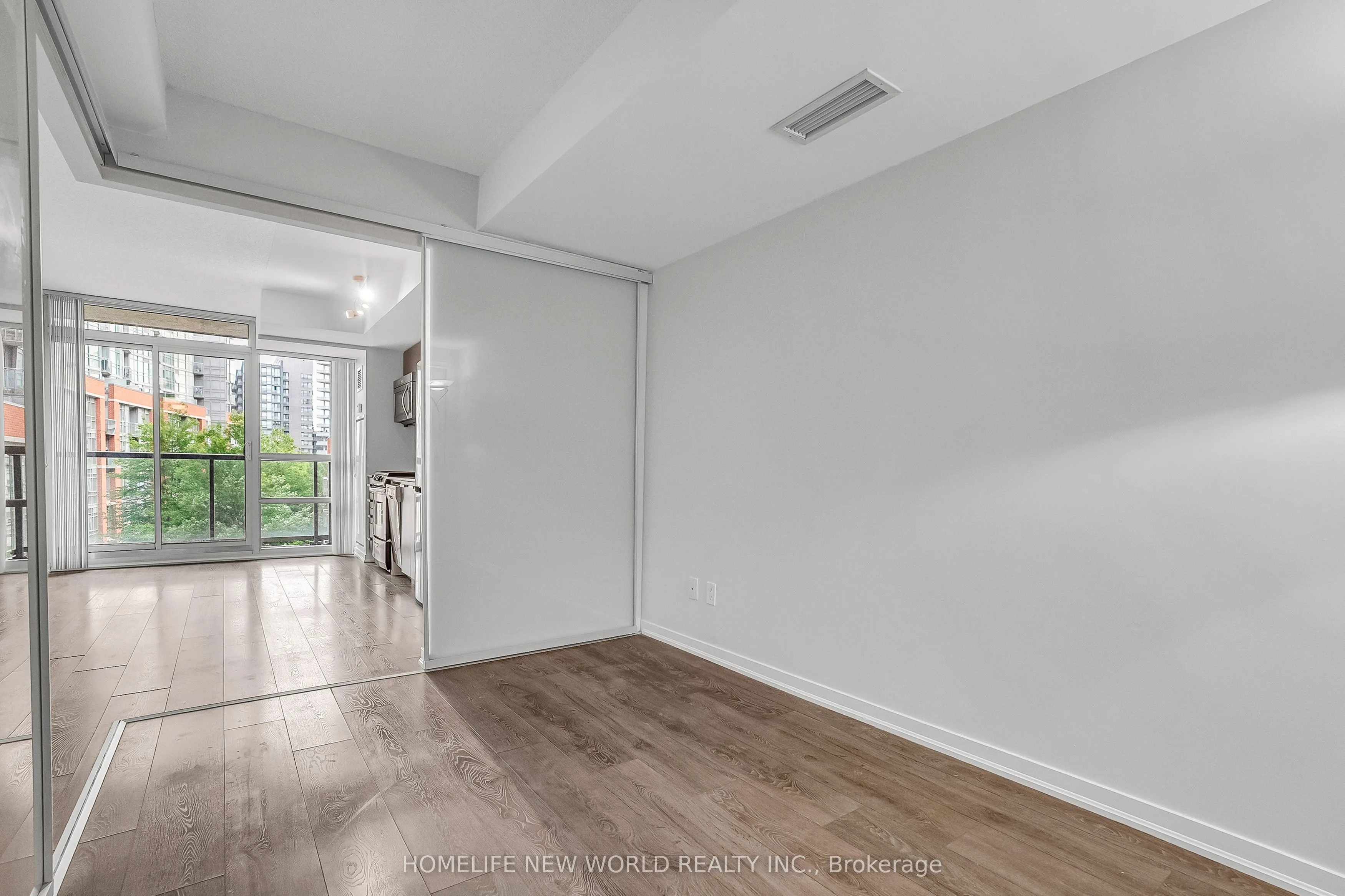 68 Abell Street, #505