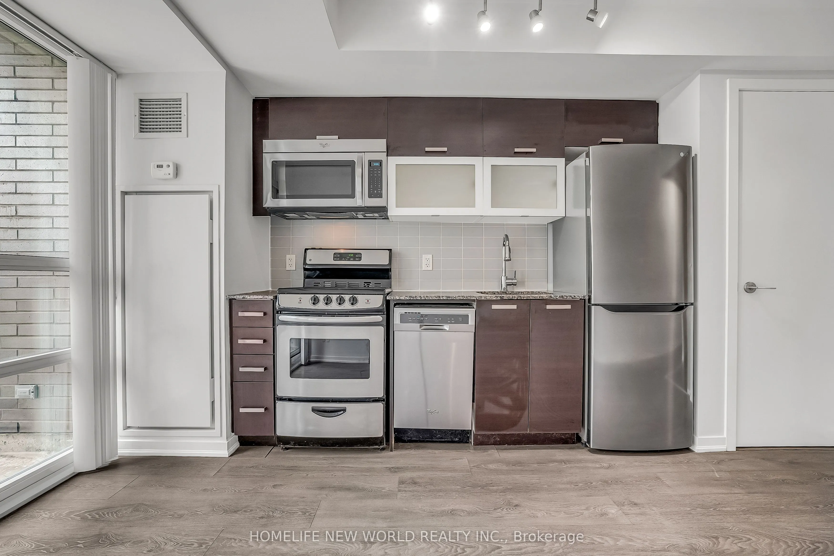 68 Abell Street, #505