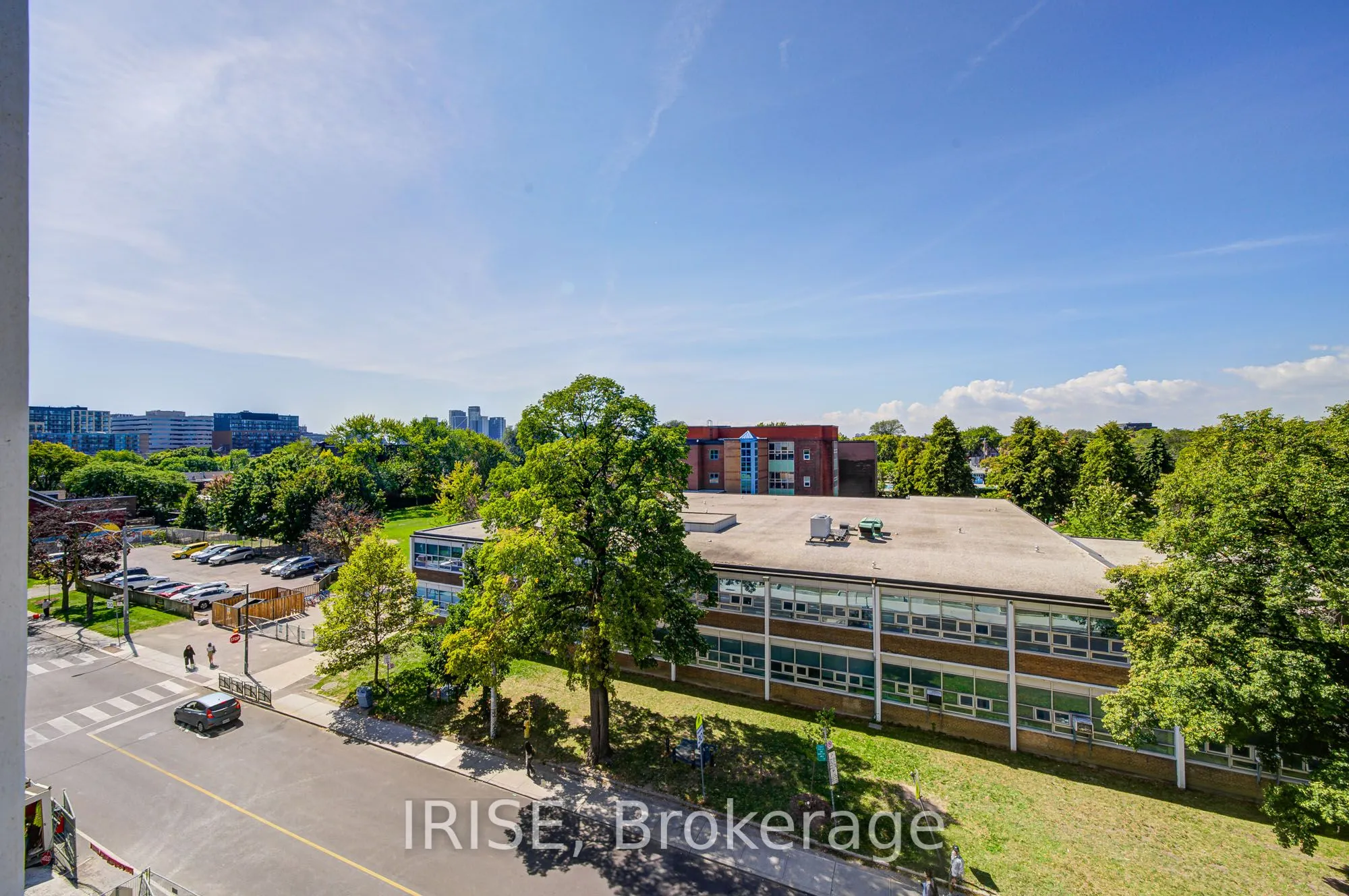 115 Denison Avenue, #506