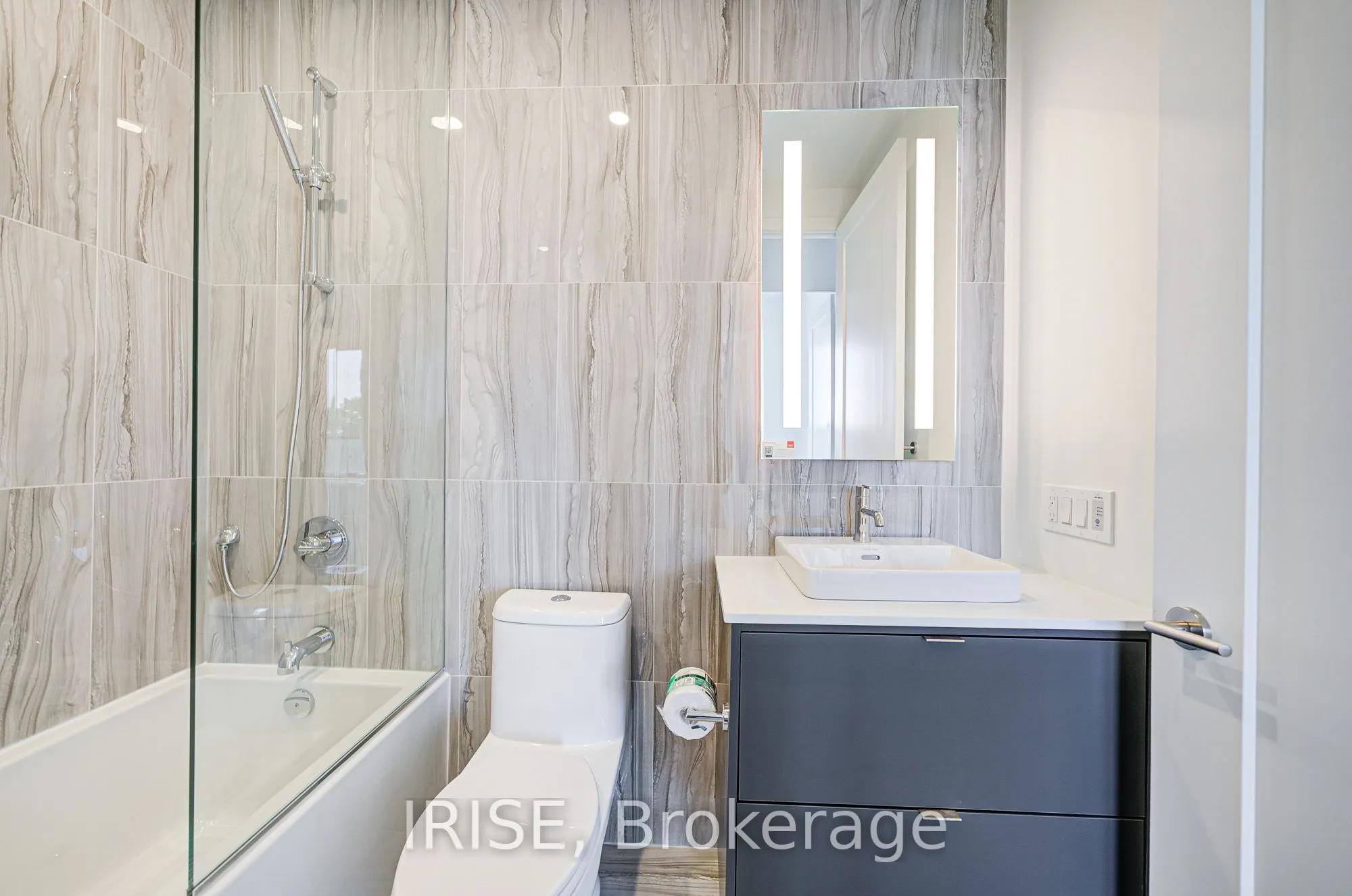 115 Denison Avenue, #506