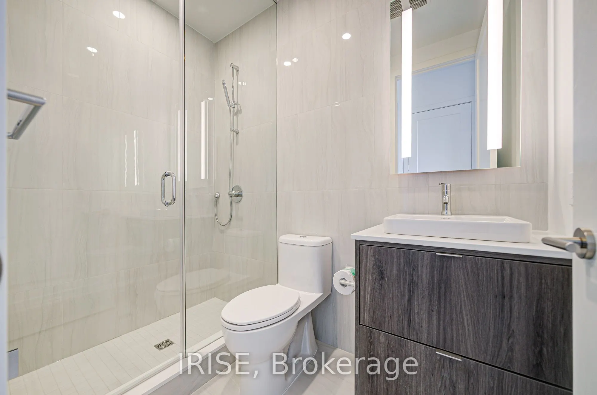 115 Denison Avenue, #506