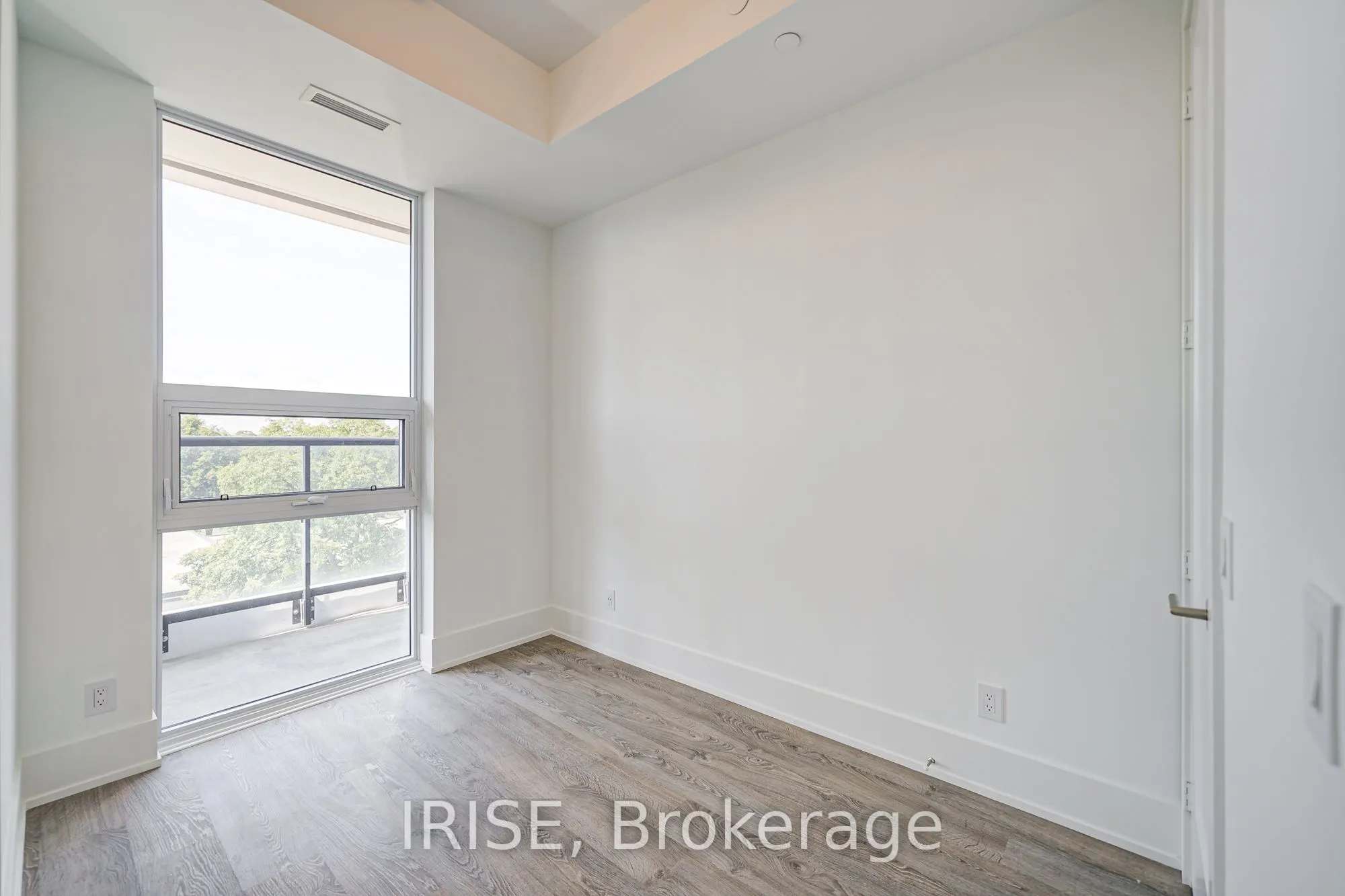 115 Denison Avenue, #506