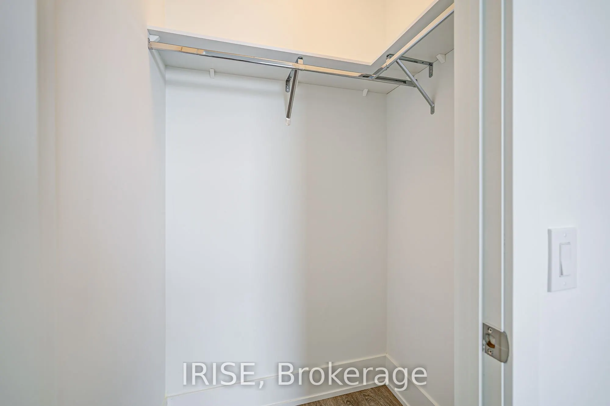 115 Denison Avenue, #506