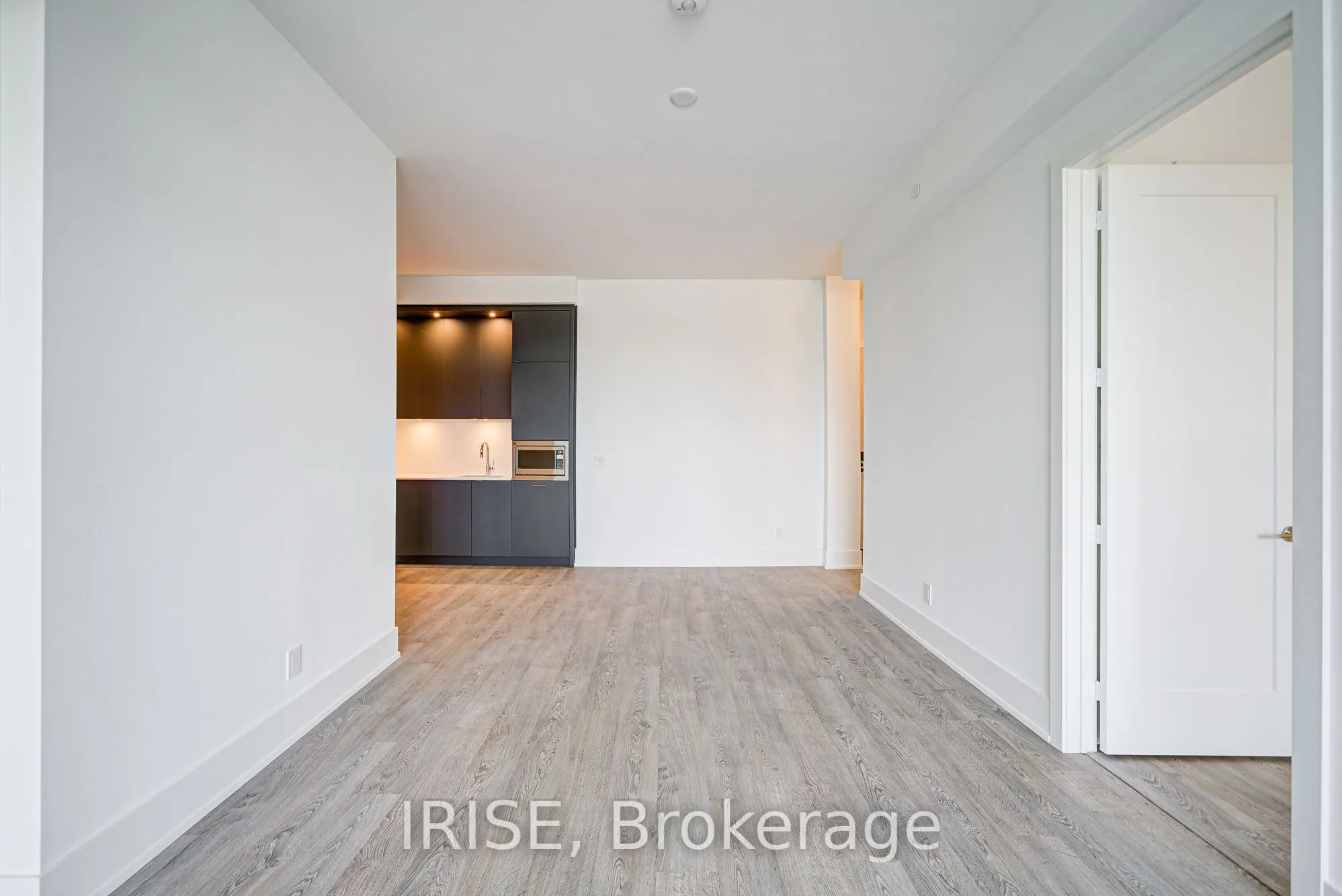 115 Denison Avenue, #506