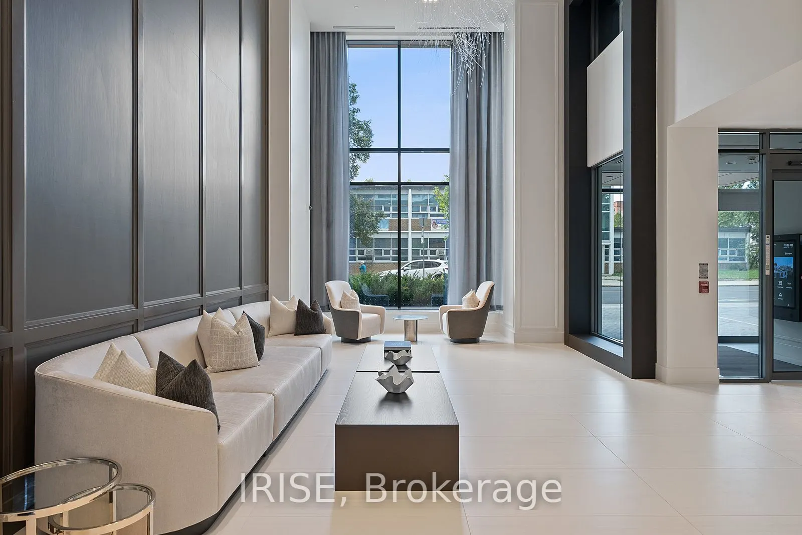115 Denison Avenue, #302