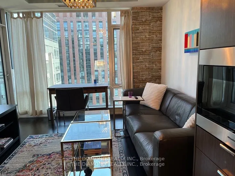 21 Widmer Street, #4208