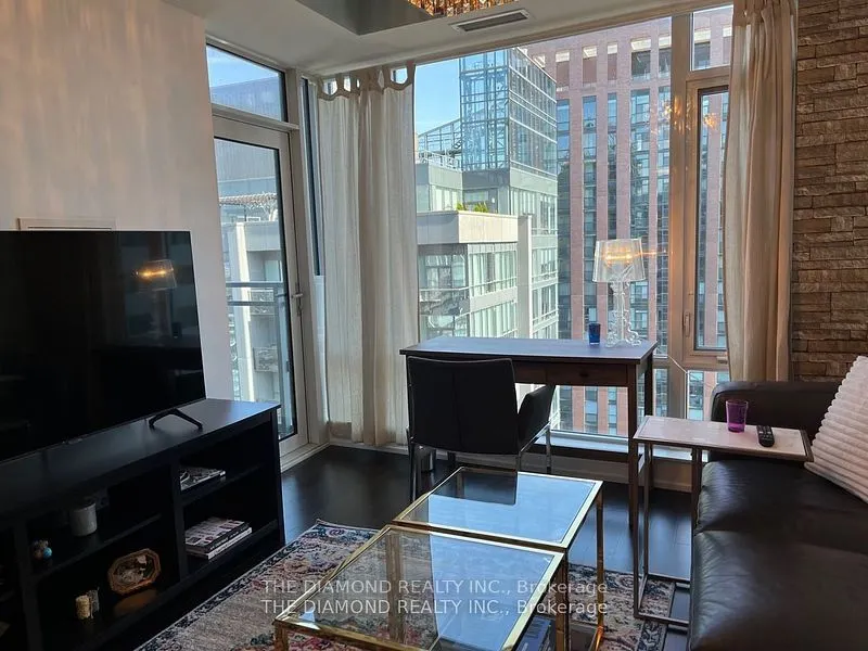21 Widmer Street, #4208
