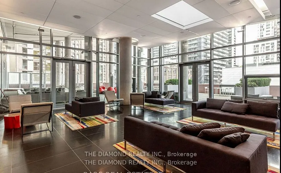 21 Widmer Street, #4208