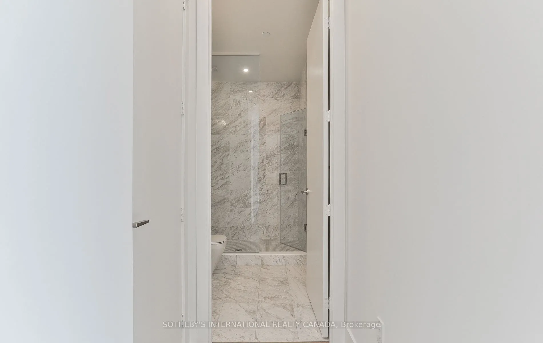 1 Yorkville Avenue, #5503