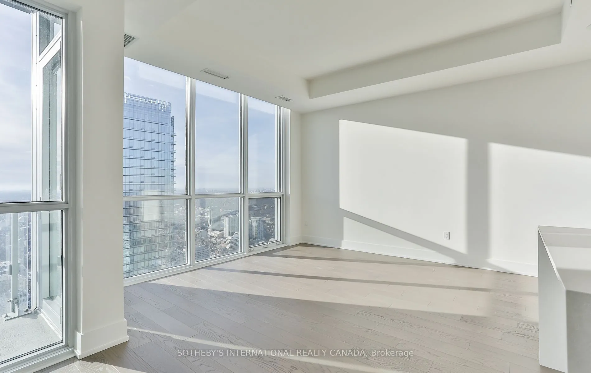 1 Yorkville Avenue, #5503