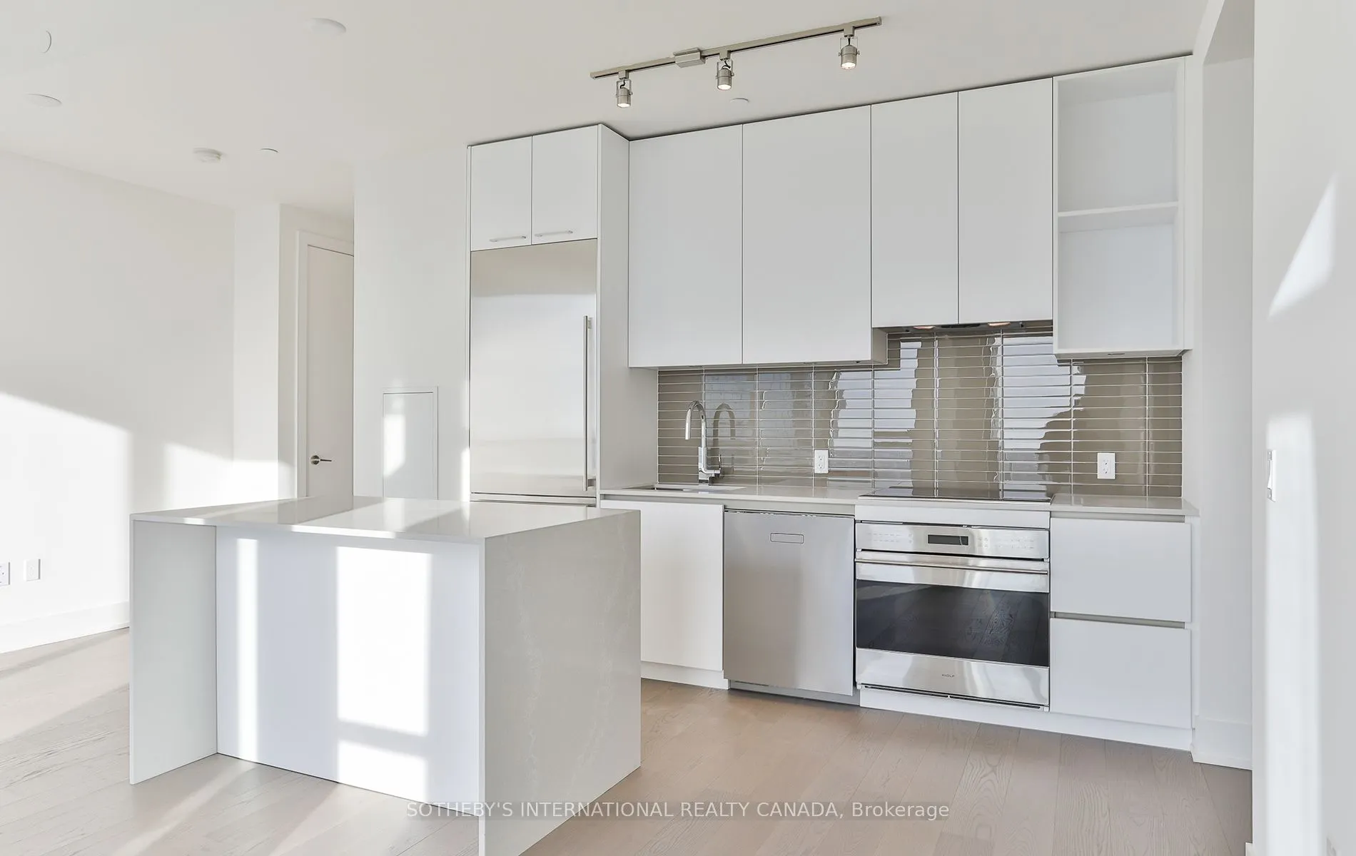 1 Yorkville Avenue, #5503