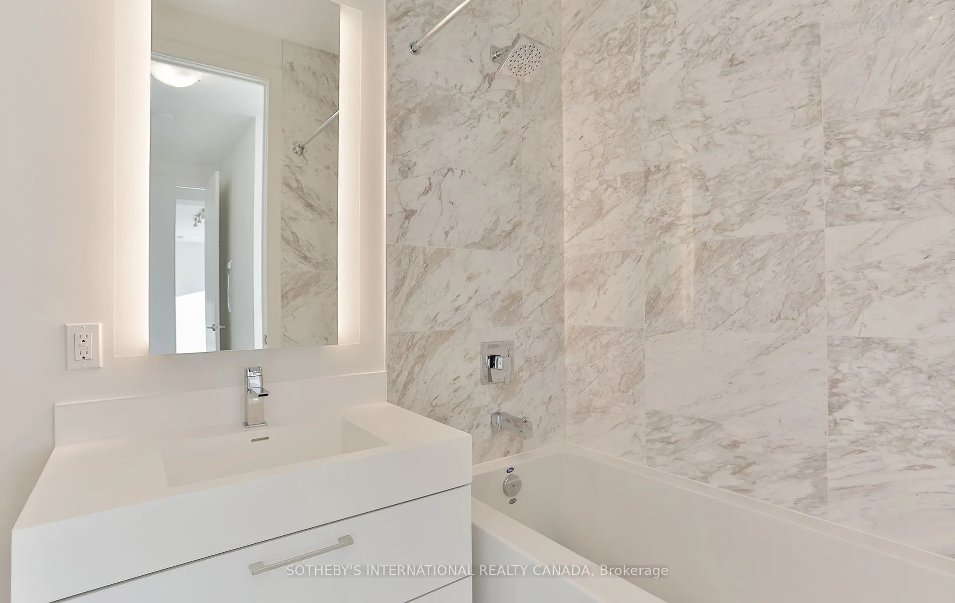 1 Yorkville Avenue, #5503