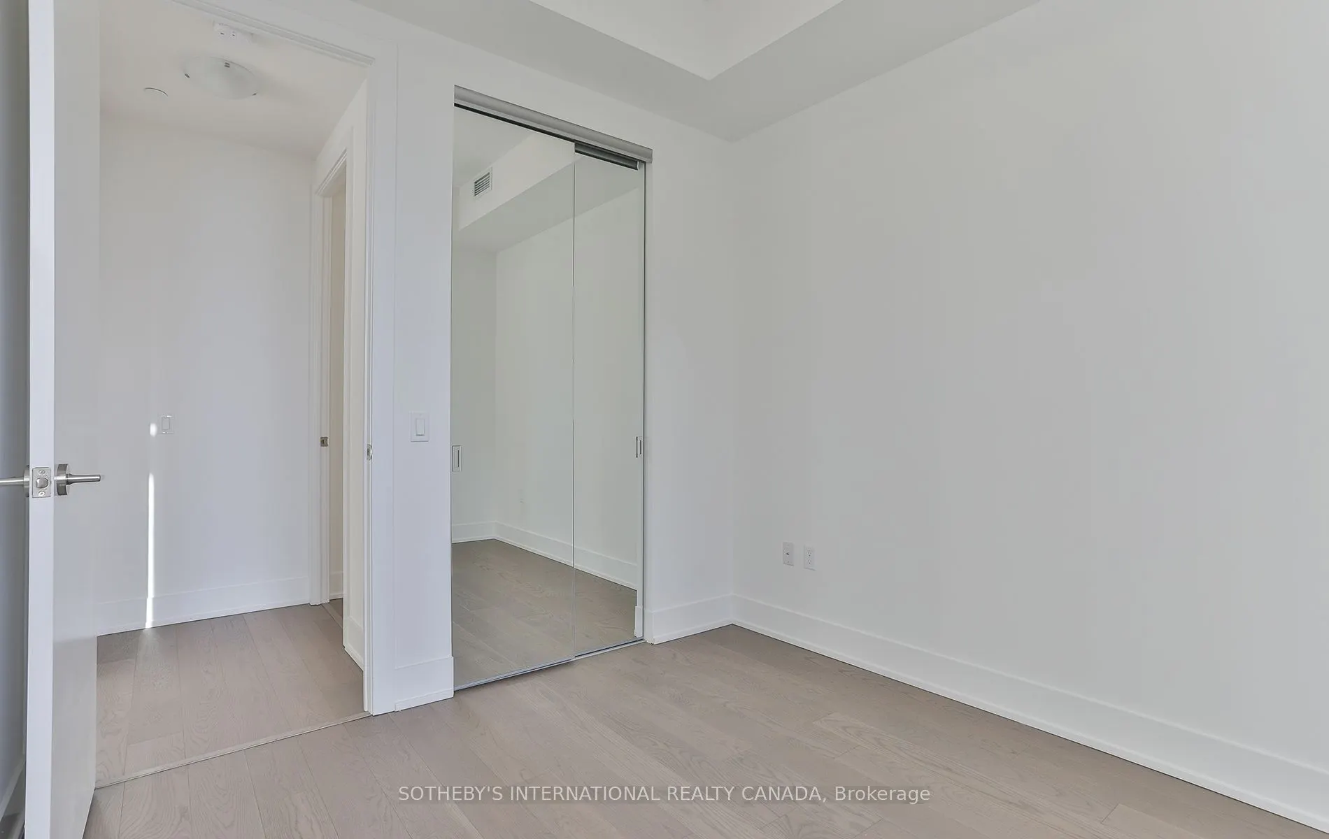 1 Yorkville Avenue, #5503