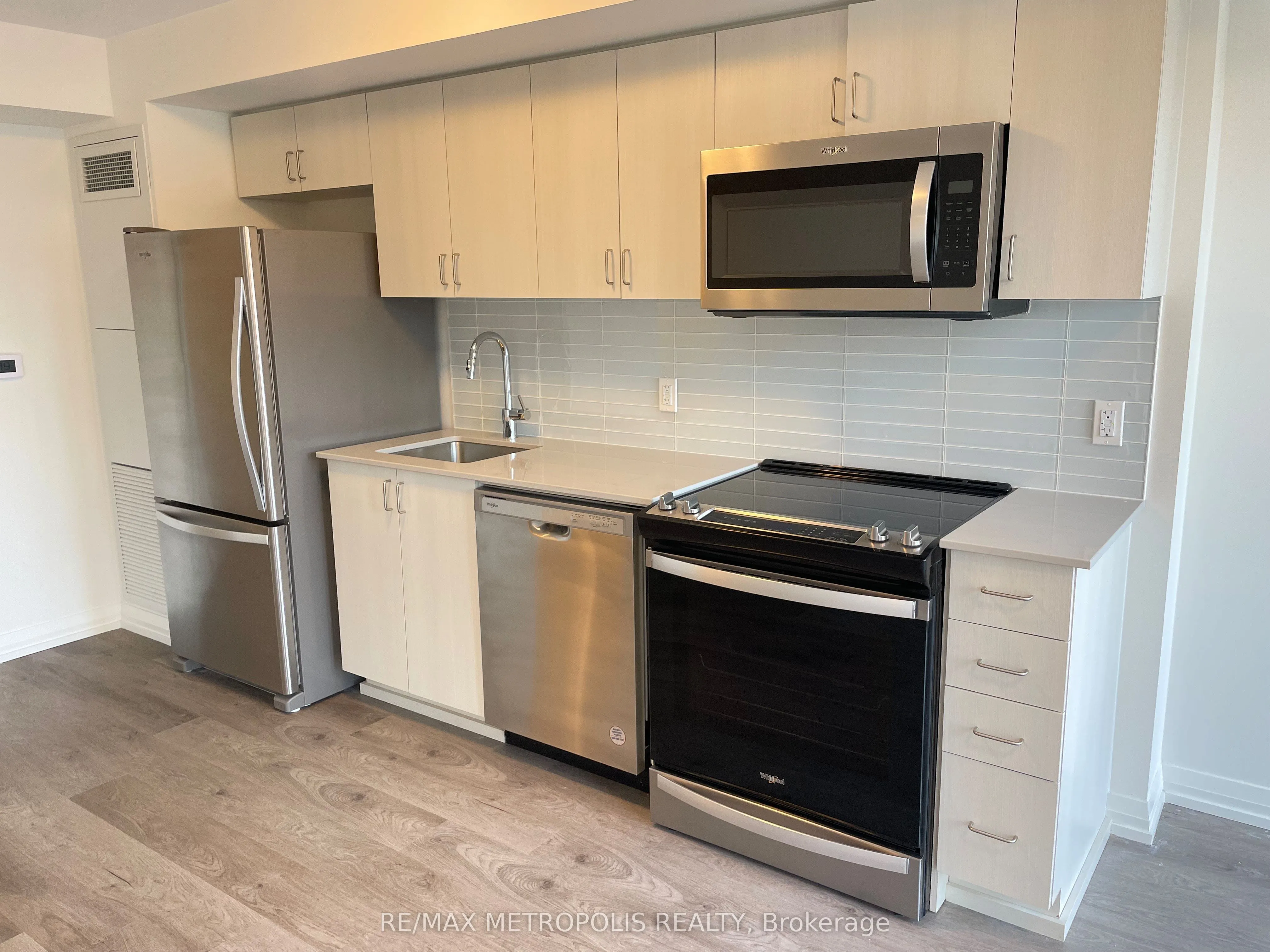 325 Yorkland Boulevard, #TH02