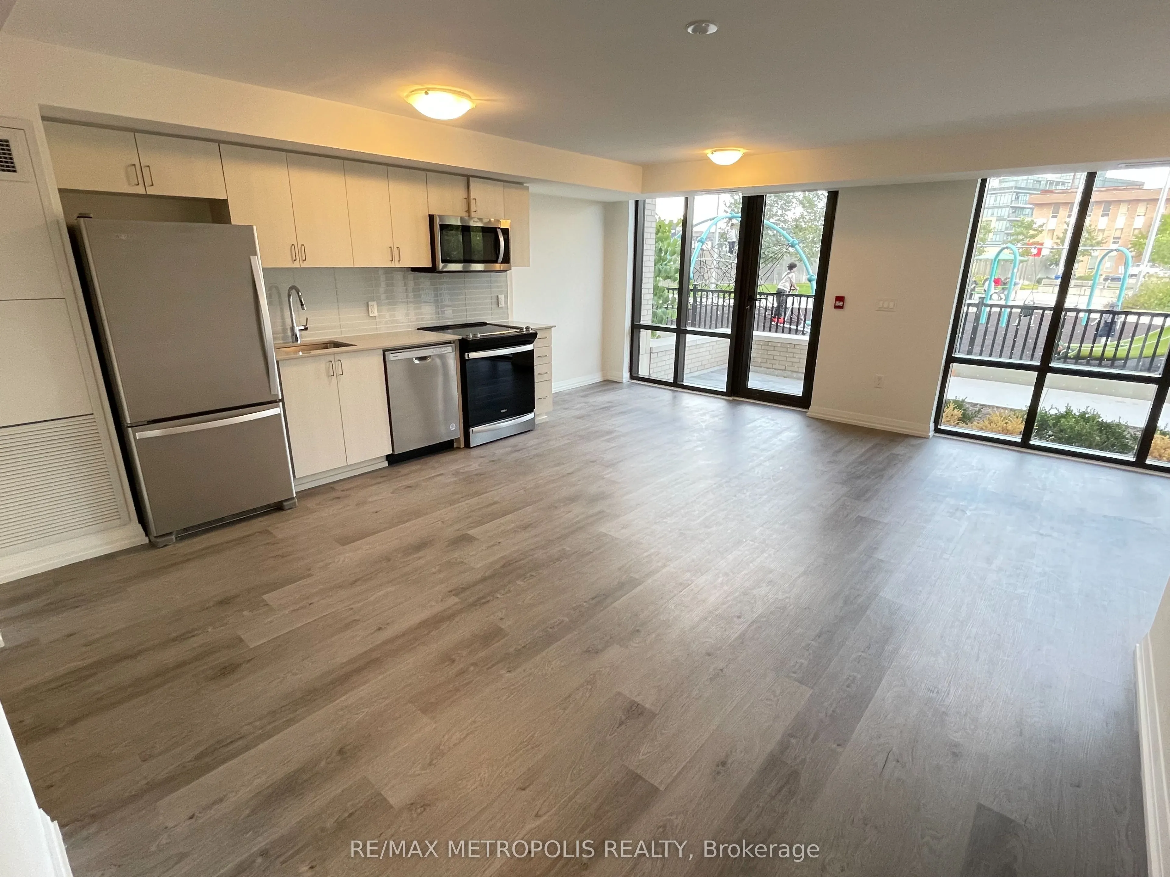 325 Yorkland Boulevard, #TH02