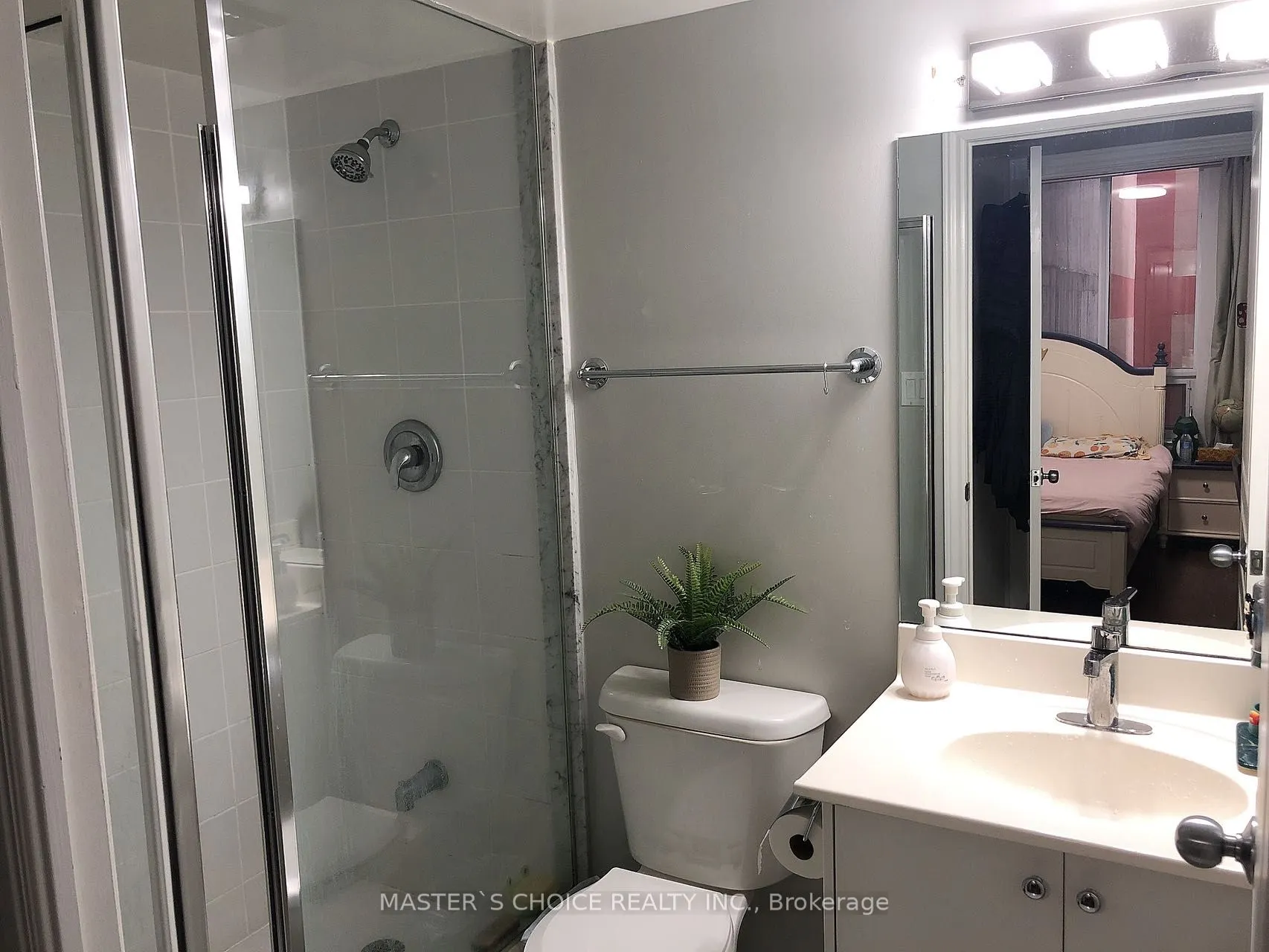801 Bay Street, #1001