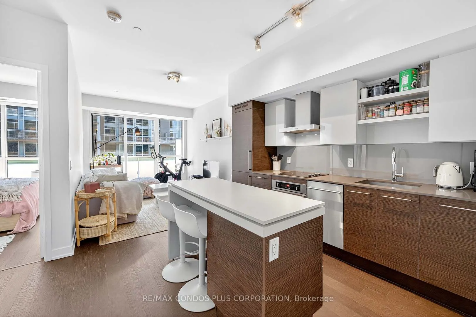 1030 King Street W, #444