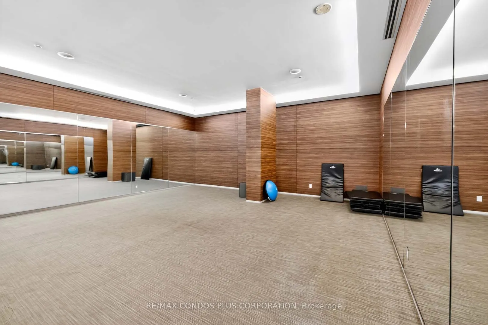 1030 King Street W, #444
