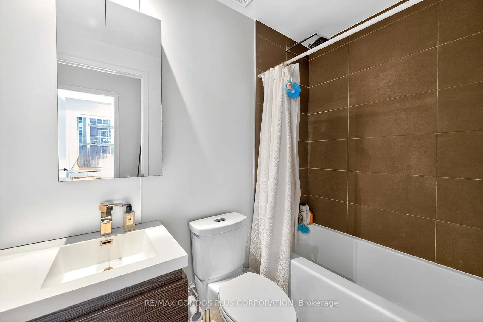 1030 King Street W, #444