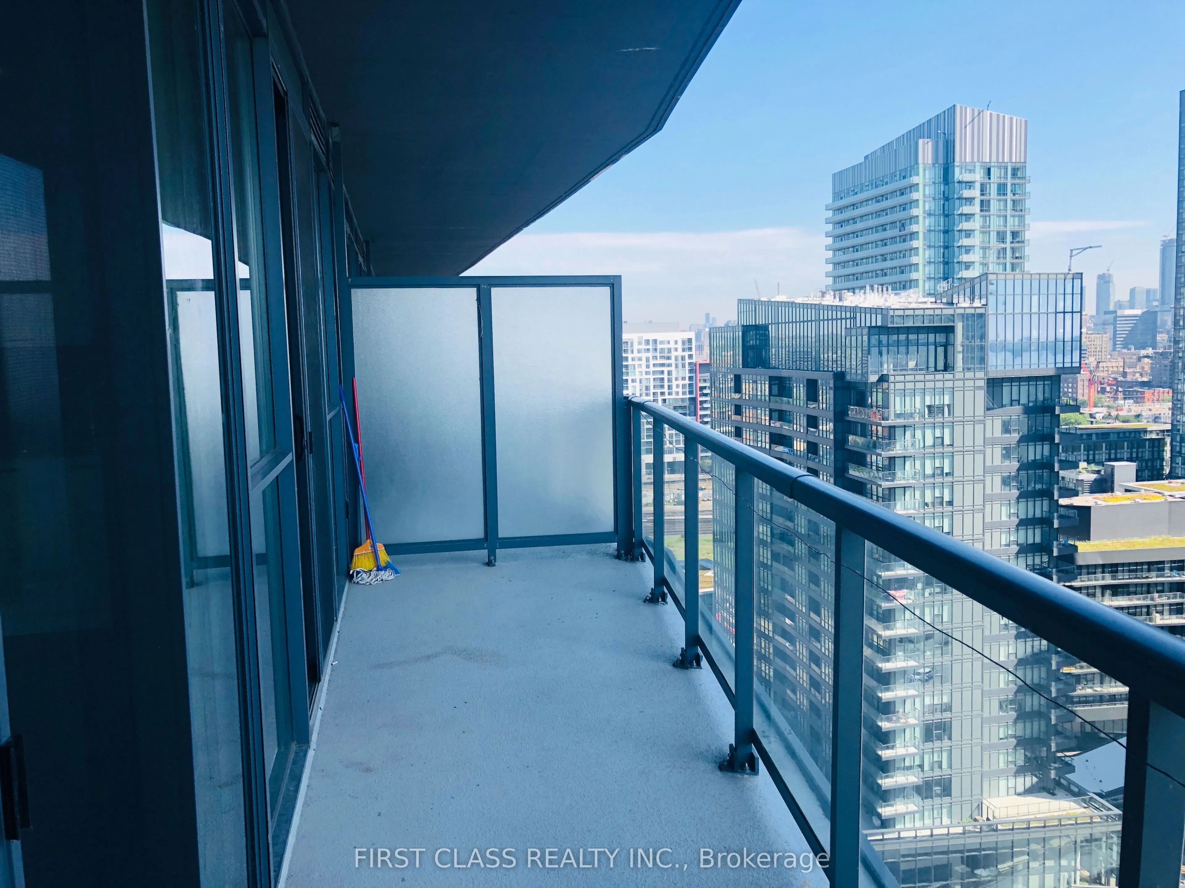 20 Bruyeres Mews, #2309